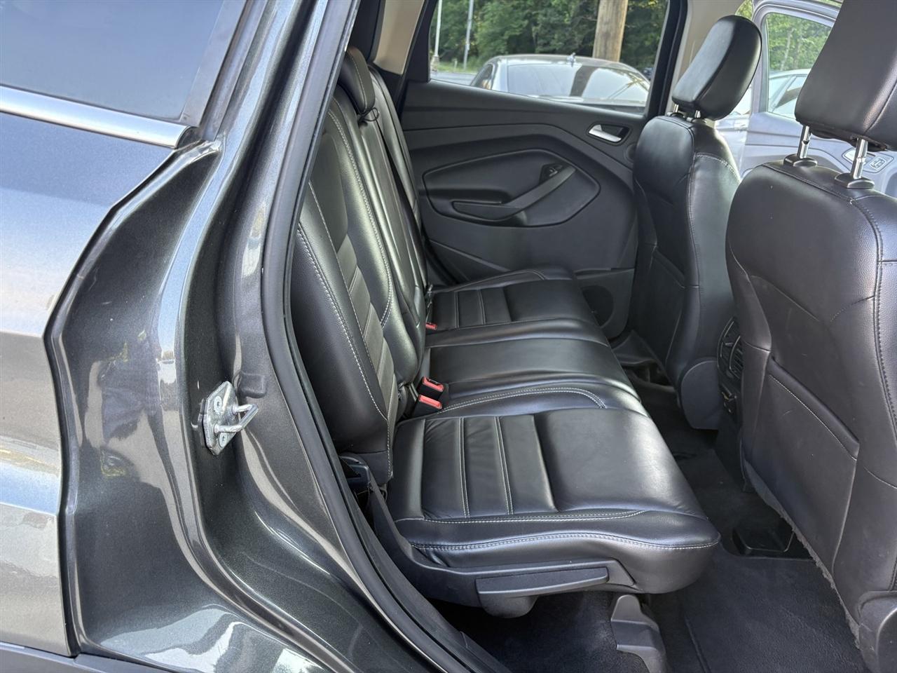 Ford Escape Titanium 4WD 2019
