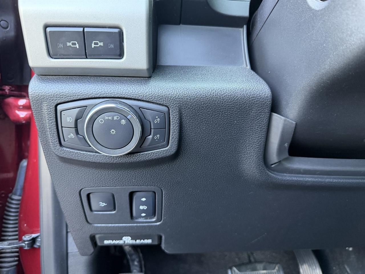 Ford F-250 SD Lariat Crew Cab 4WD 2018