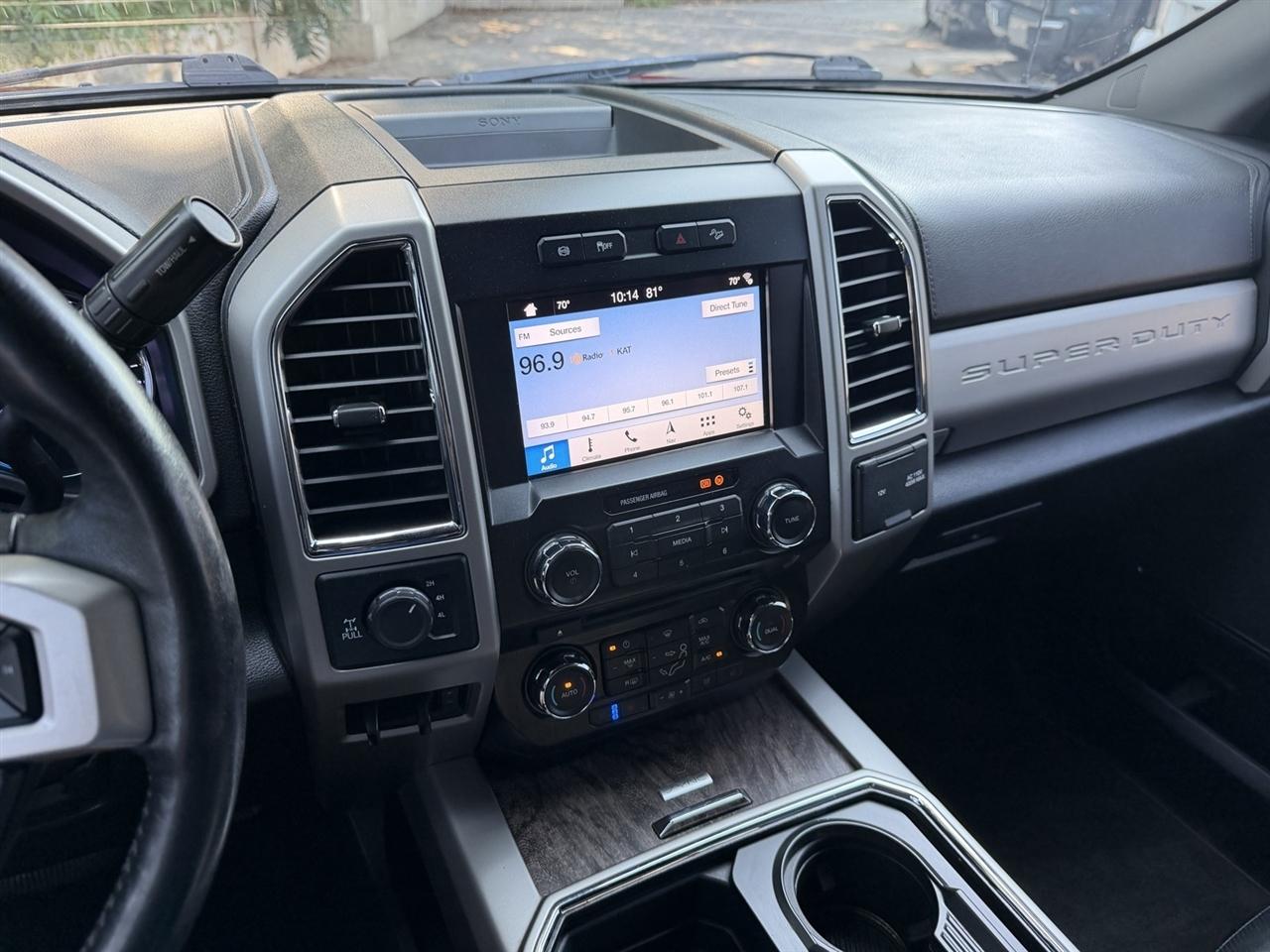 Ford F-250 SD Lariat Crew Cab 4WD 2018