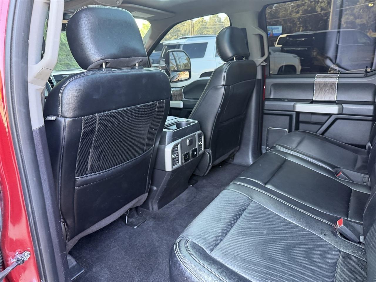 Ford F-250 SD Lariat Crew Cab 4WD 2018