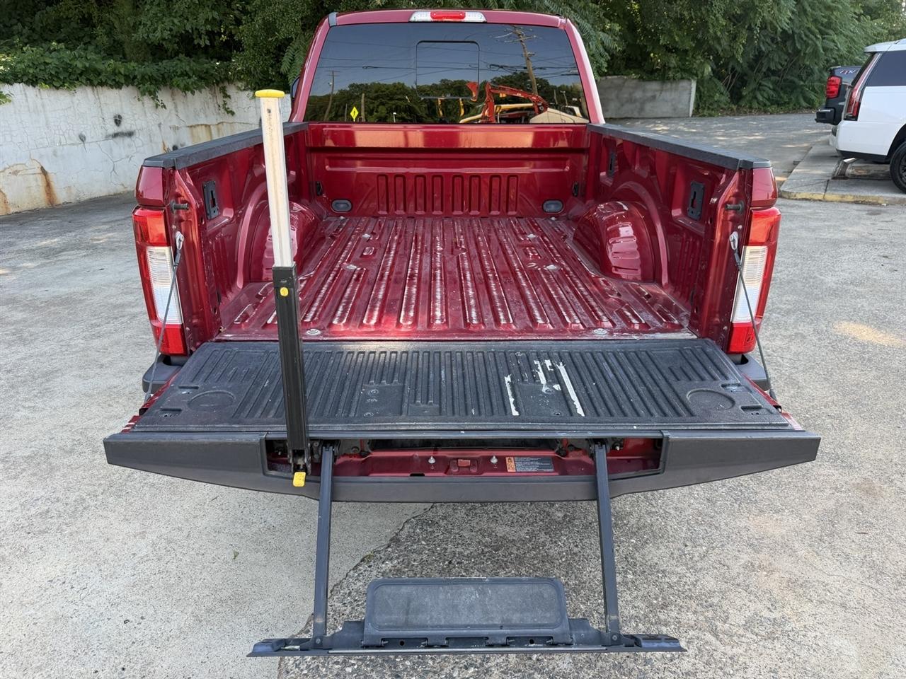 Ford F-250 SD Lariat Crew Cab 4WD 2018