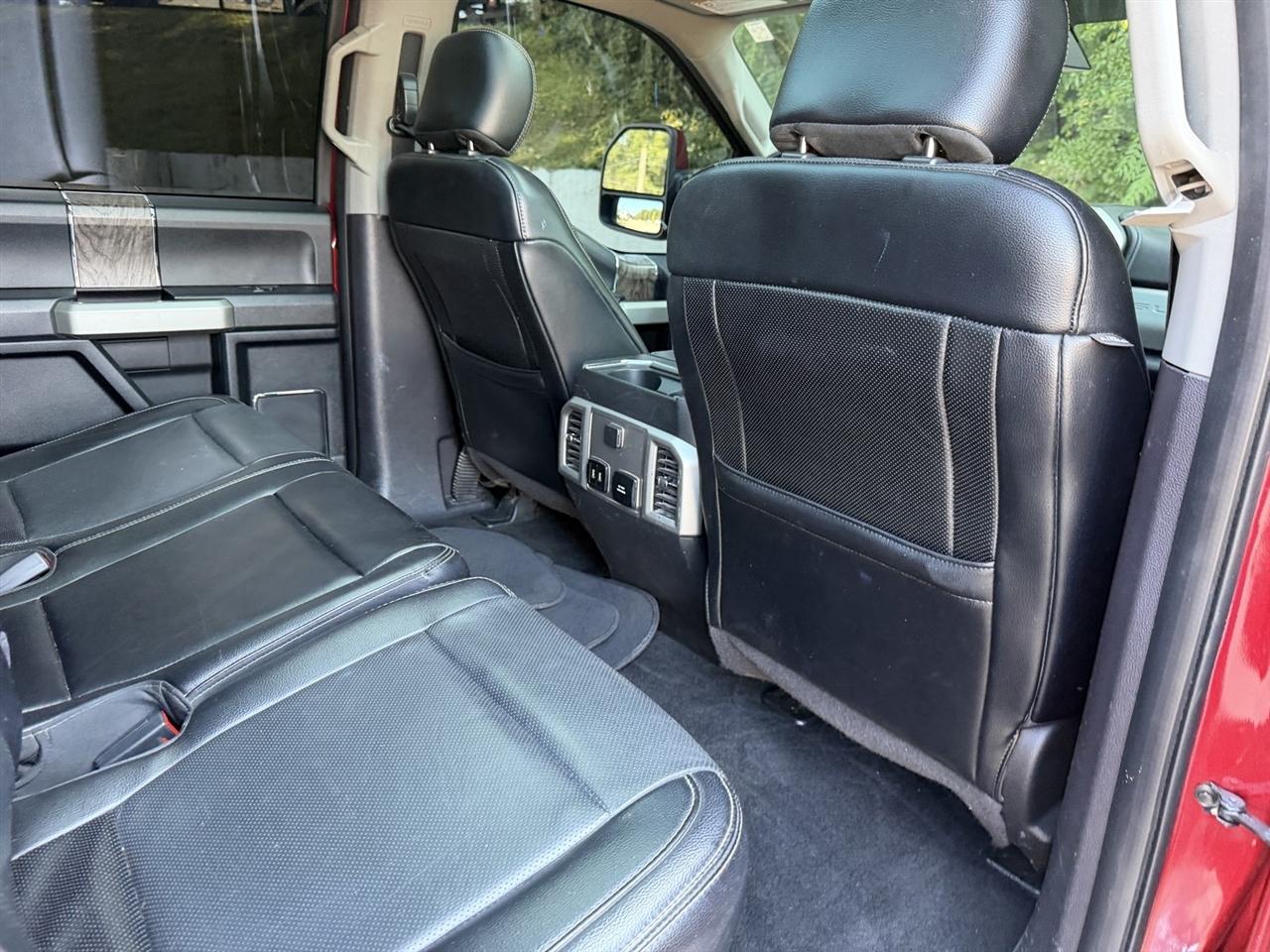 Ford F-250 SD Lariat Crew Cab 4WD 2018