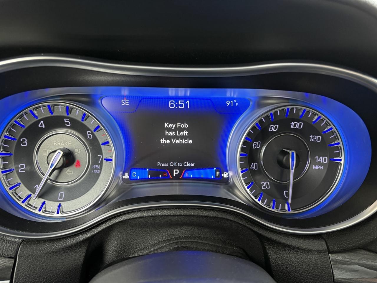 Chrysler 300 Touring 2021