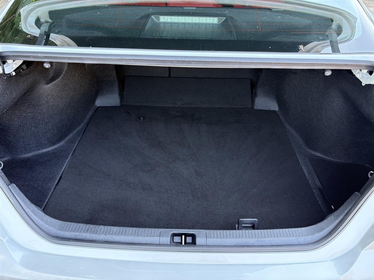 Toyota Camry Hybrid XSE 2025