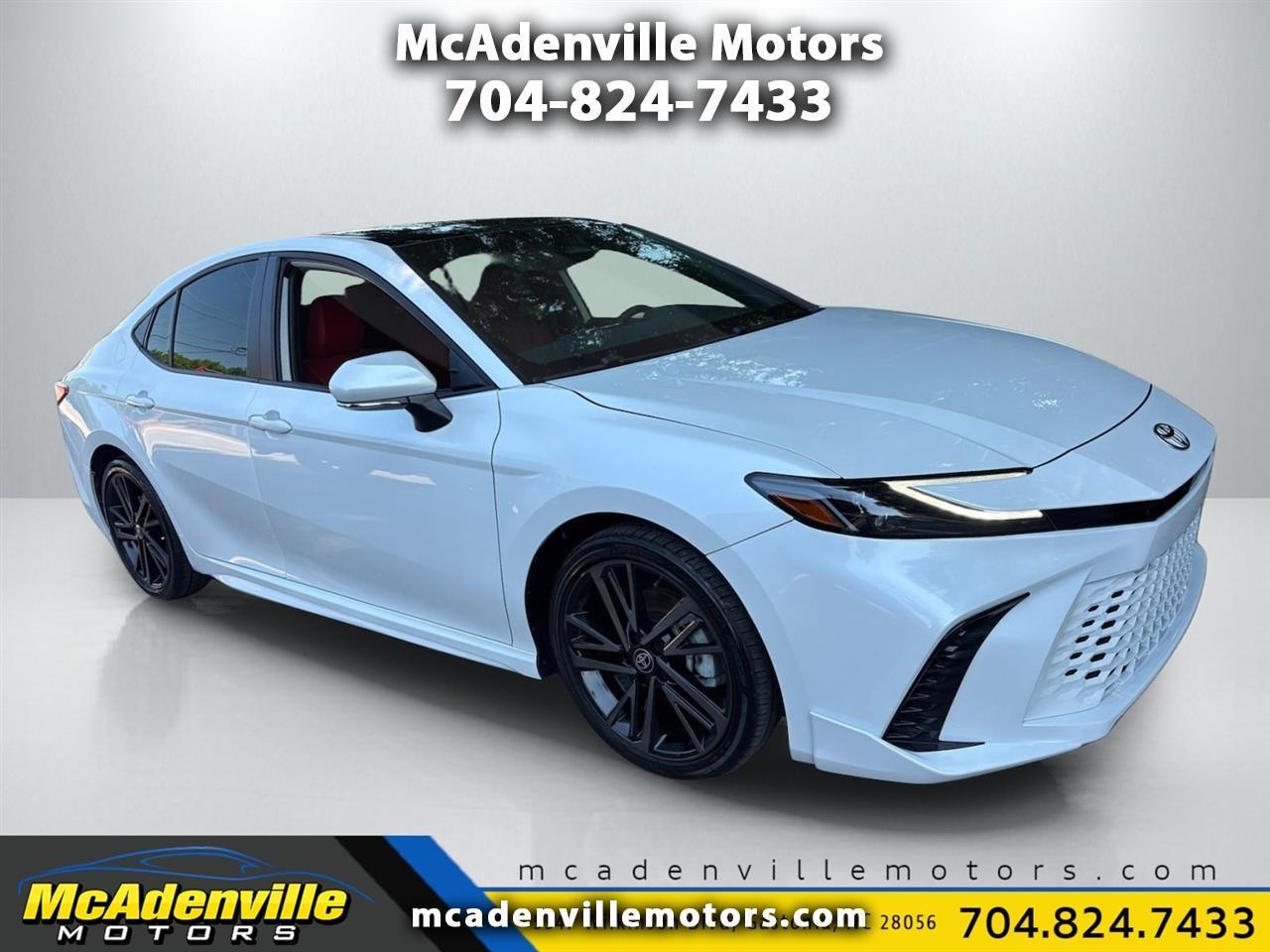 Toyota Camry Hybrid XSE 2025