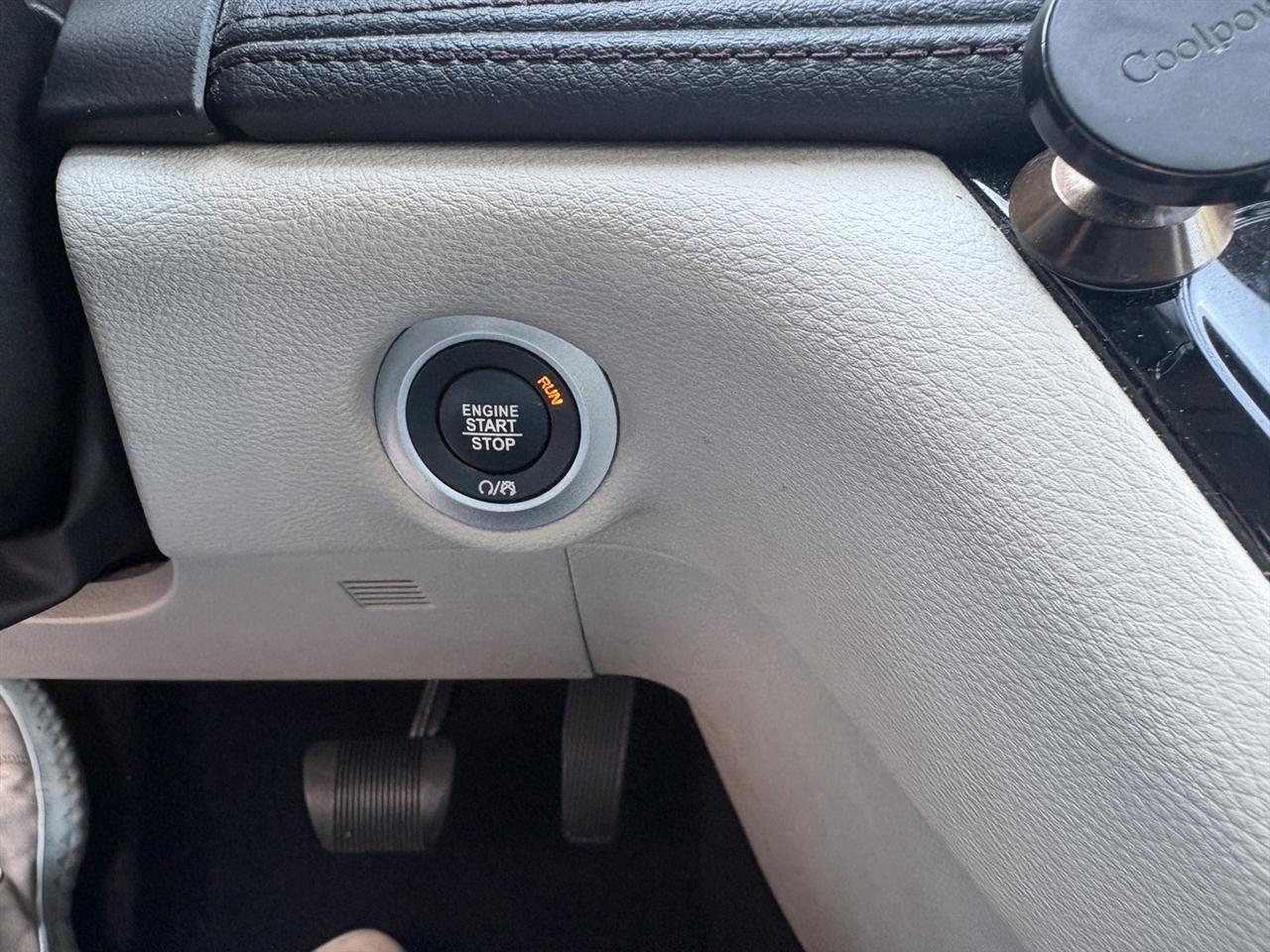 Chrysler Pacifica Limited 2017