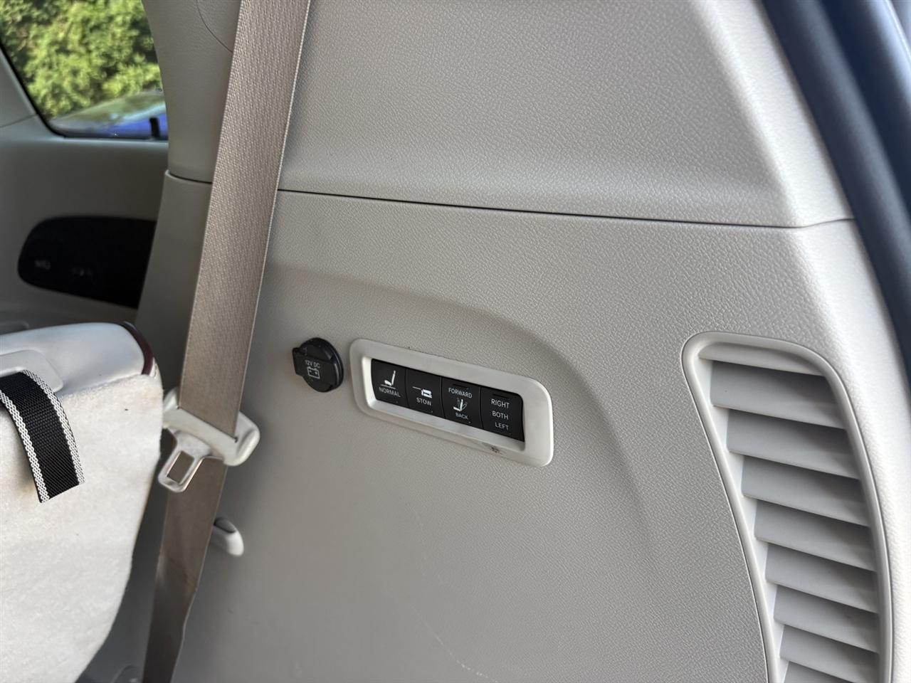 Chrysler Pacifica Limited 2017