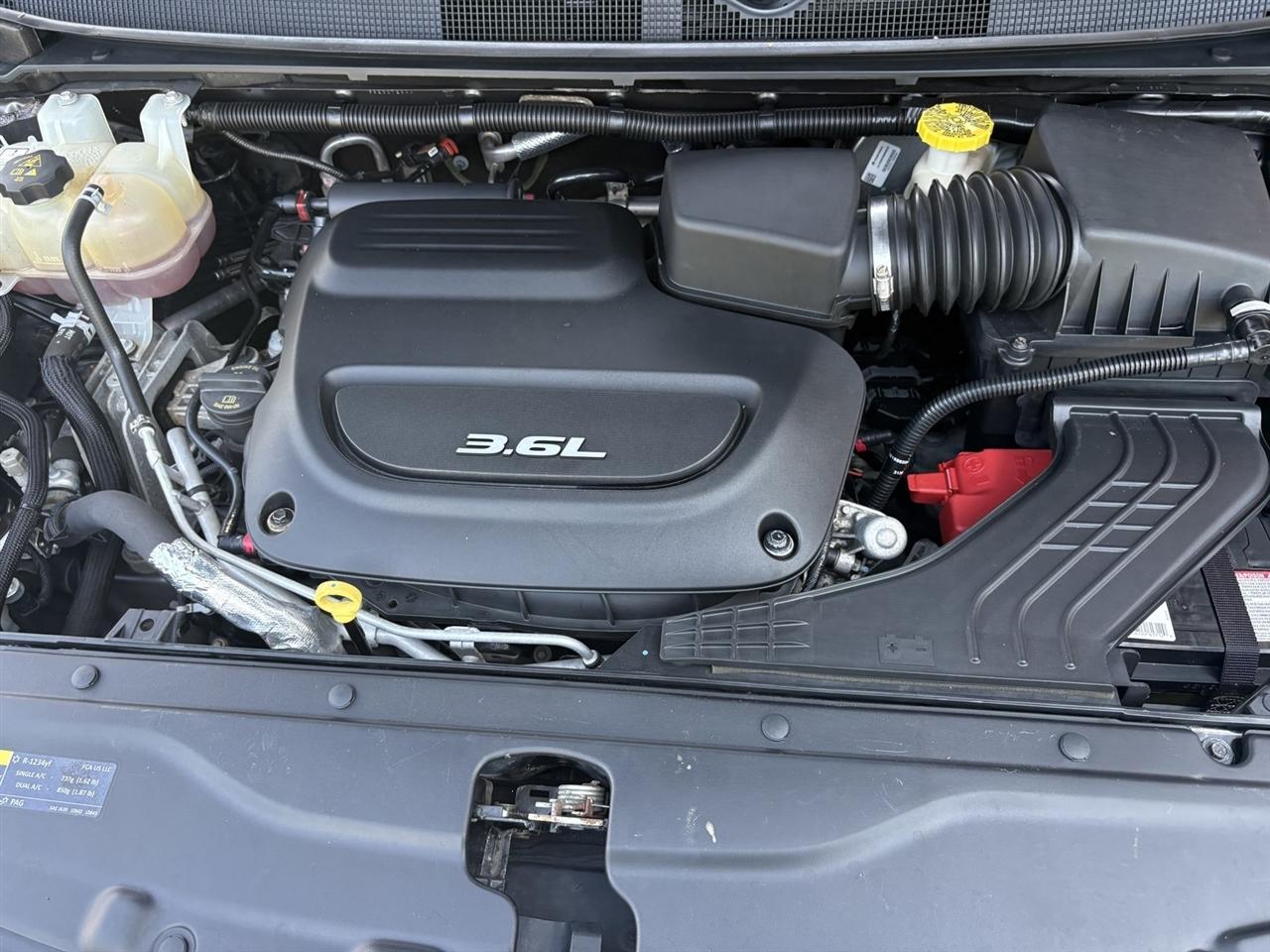 Chrysler Pacifica Limited 2017