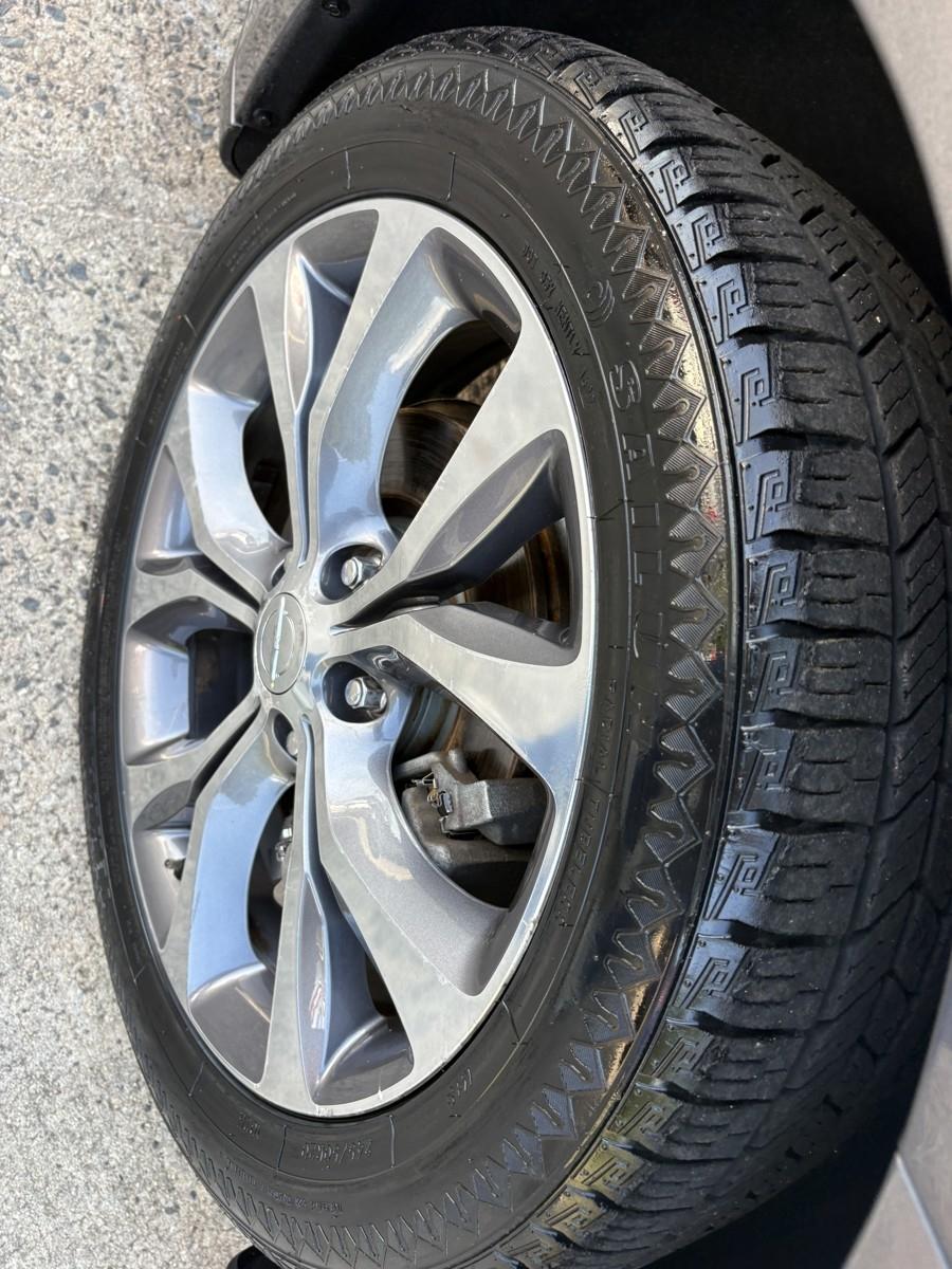 Chrysler Pacifica Limited 2017
