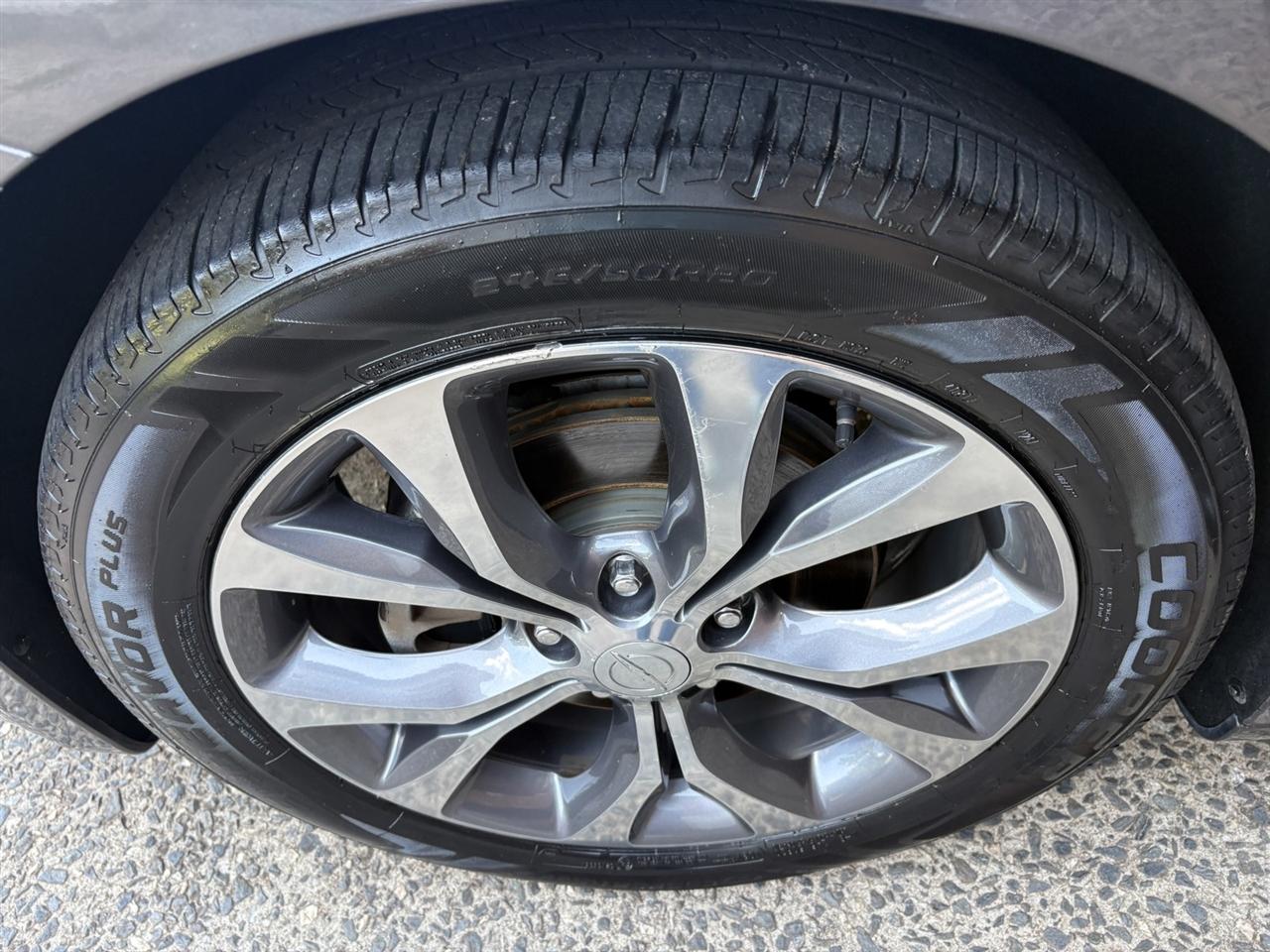 Chrysler Pacifica Limited 2017