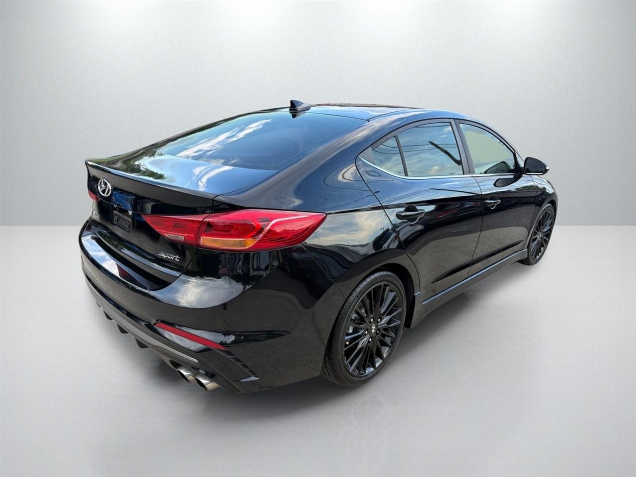 Hyundai Elantra  2018