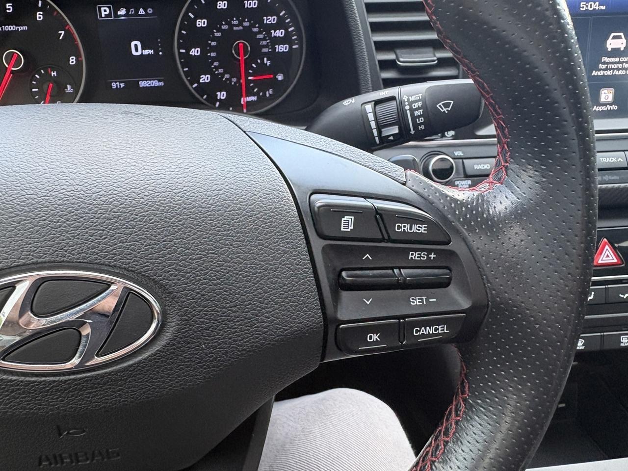 Hyundai Elantra  2018