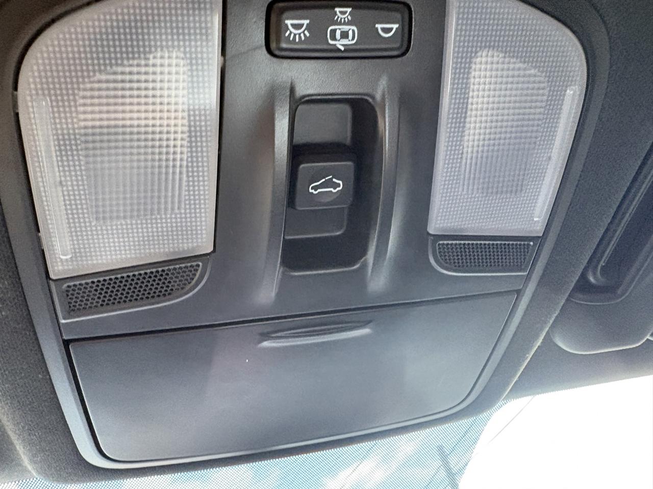 Hyundai Elantra  2018