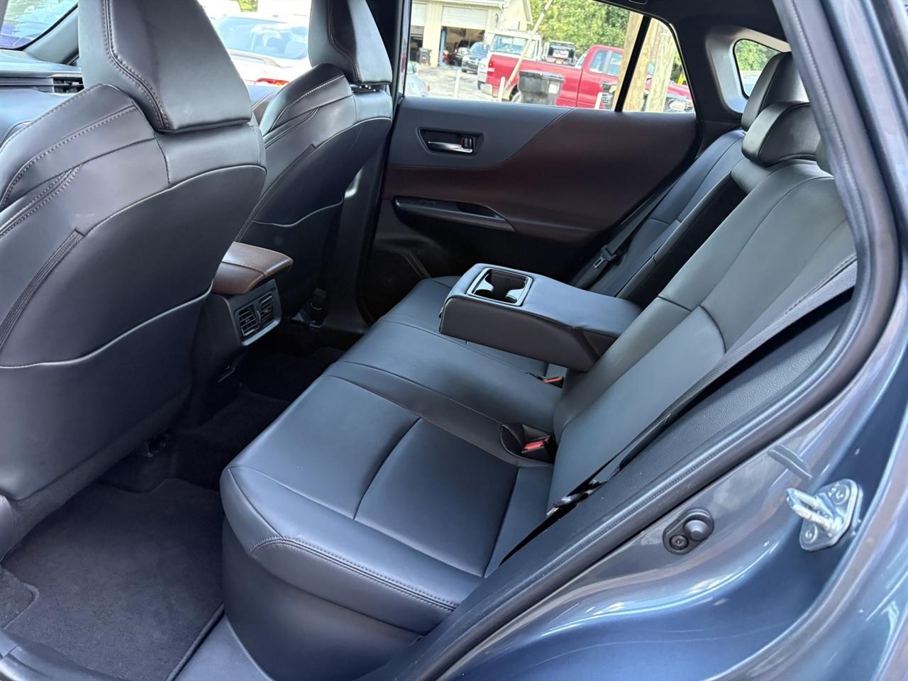 Toyota Venza XLE AWD (Natl) 2023