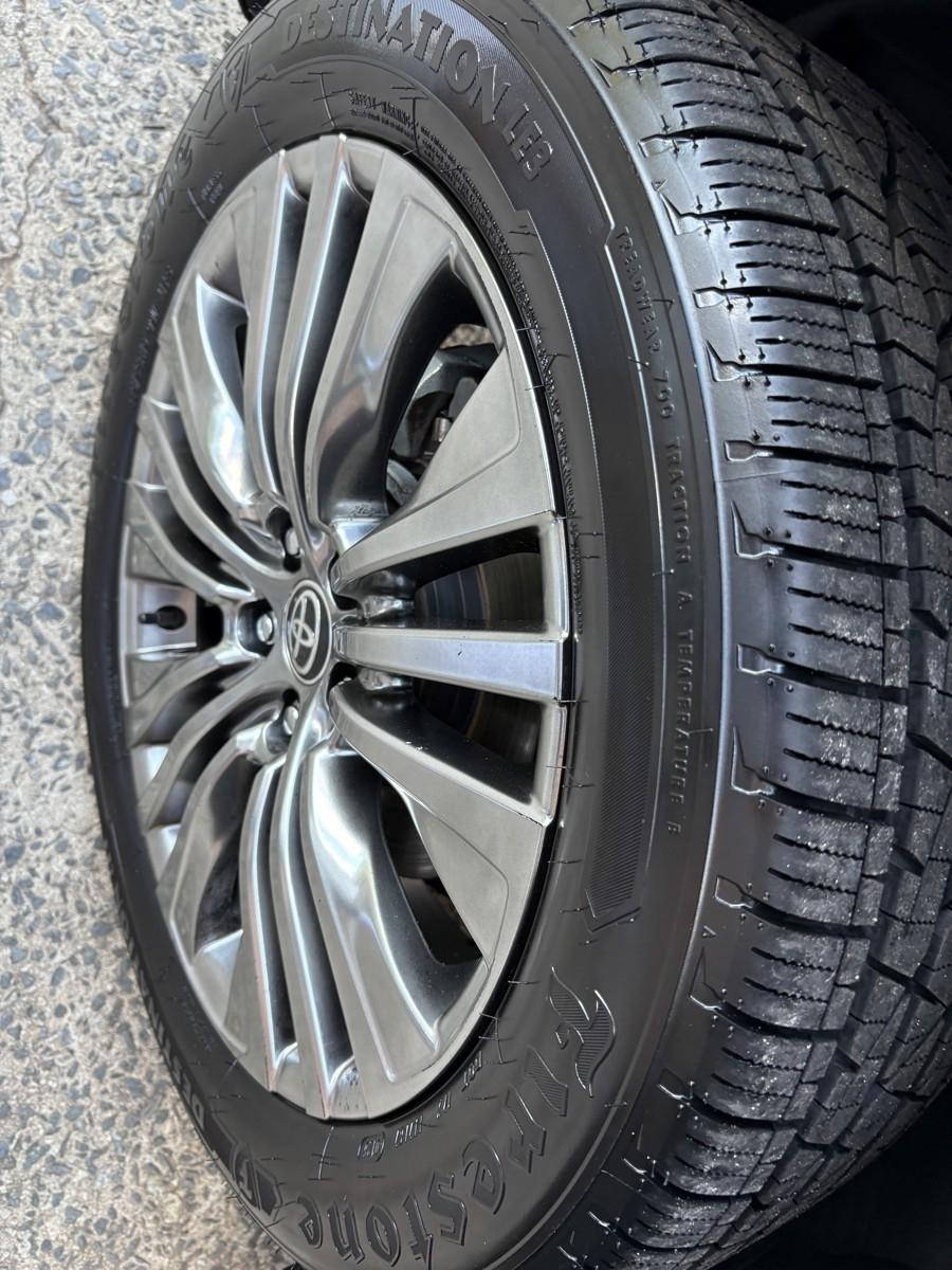 Toyota Venza XLE AWD (Natl) 2023