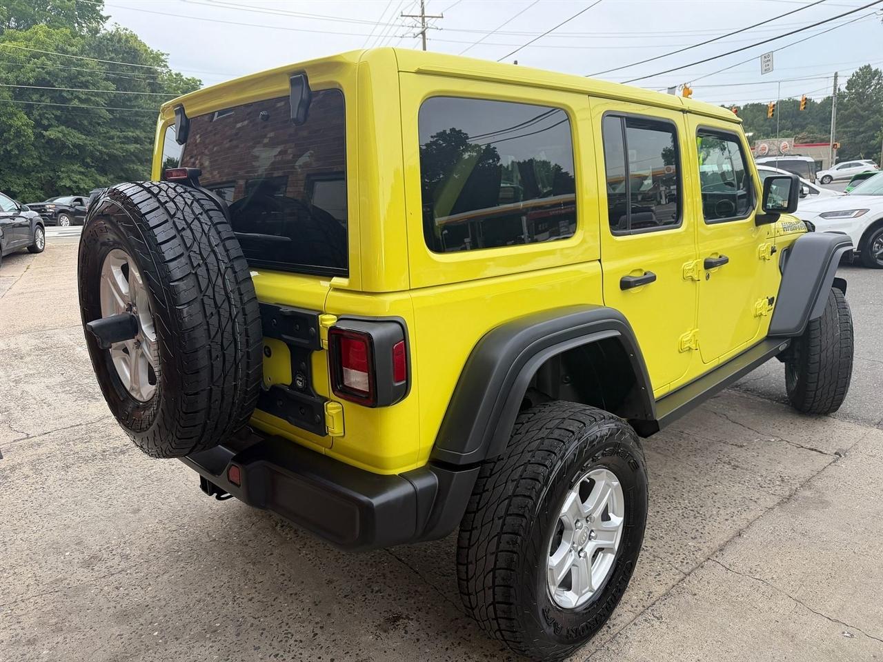 Jeep Wrangler High Tide 4 Door 4x4 2023