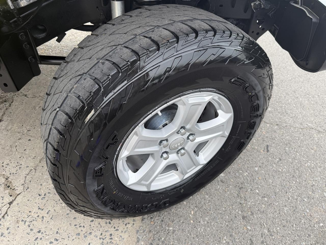 Jeep Wrangler High Tide 4 Door 4x4 2023