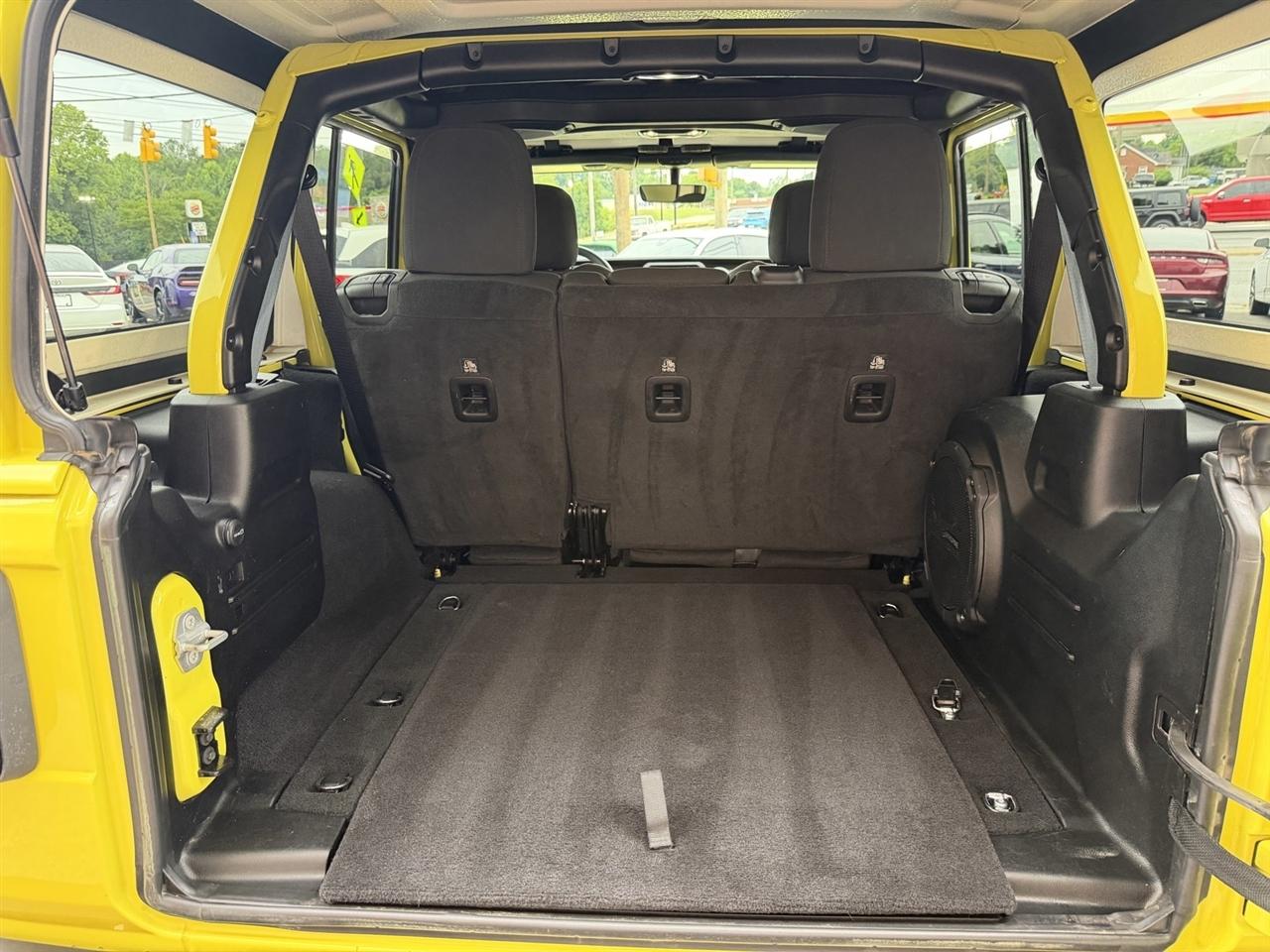 Jeep Wrangler High Tide 4 Door 4x4 2023