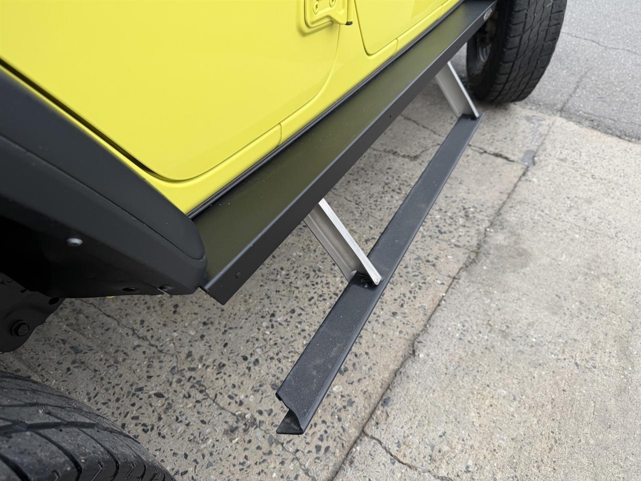 Jeep Wrangler High Tide 4 Door 4x4 2023