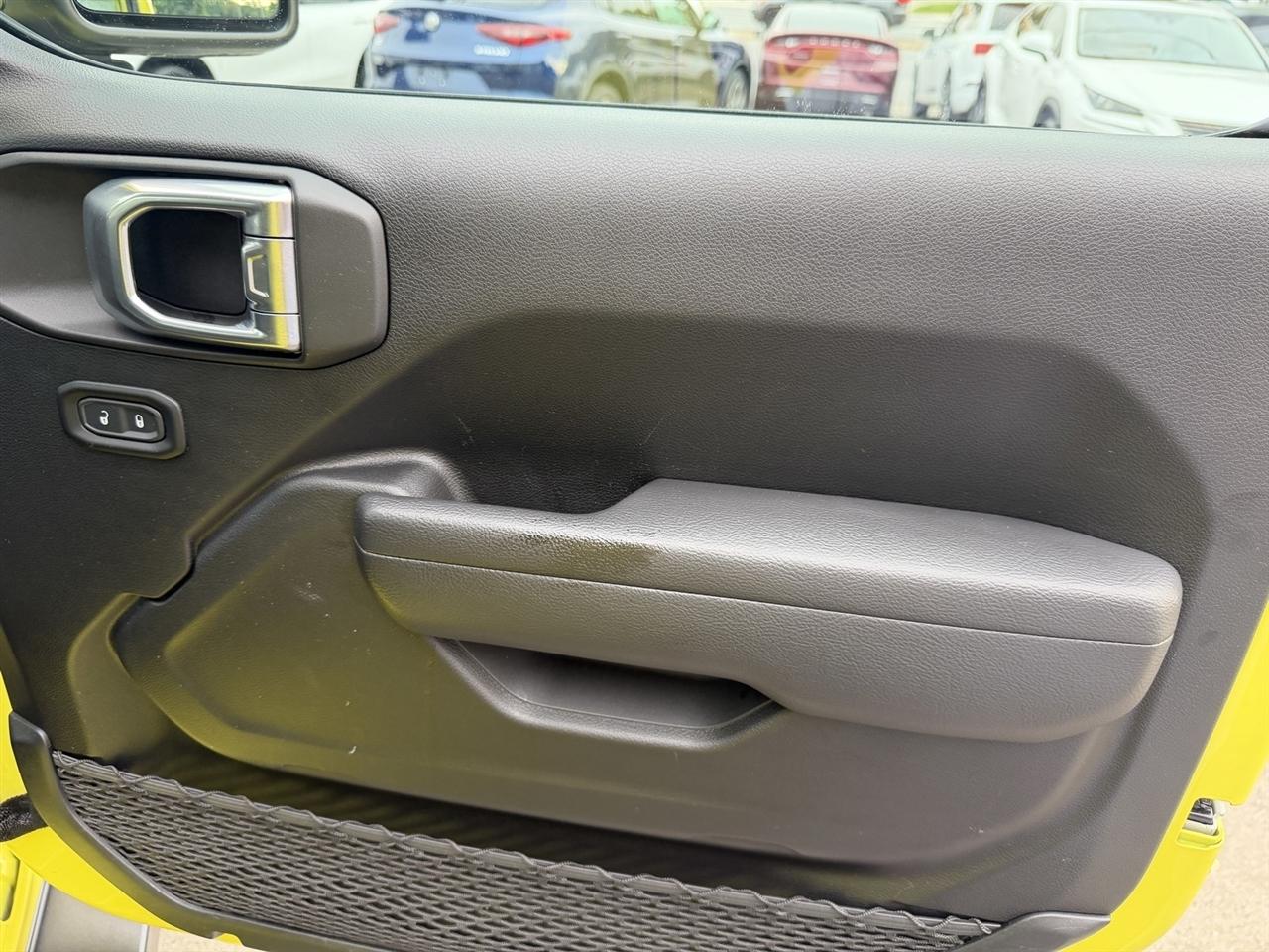 Jeep Wrangler High Tide 4 Door 4x4 2023