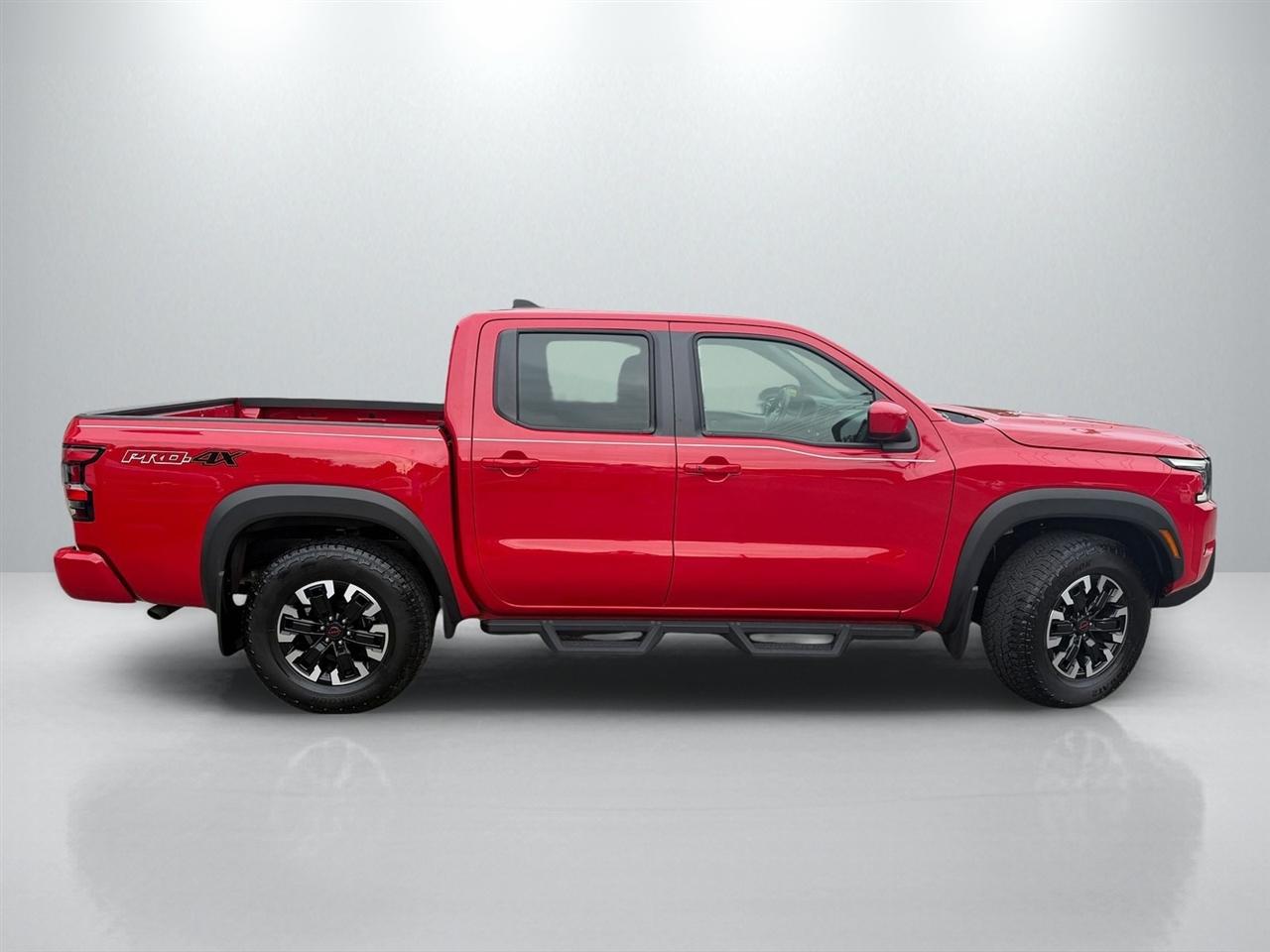 Nissan Frontier PRO-4X Crew Cab 4X4 V6 2024