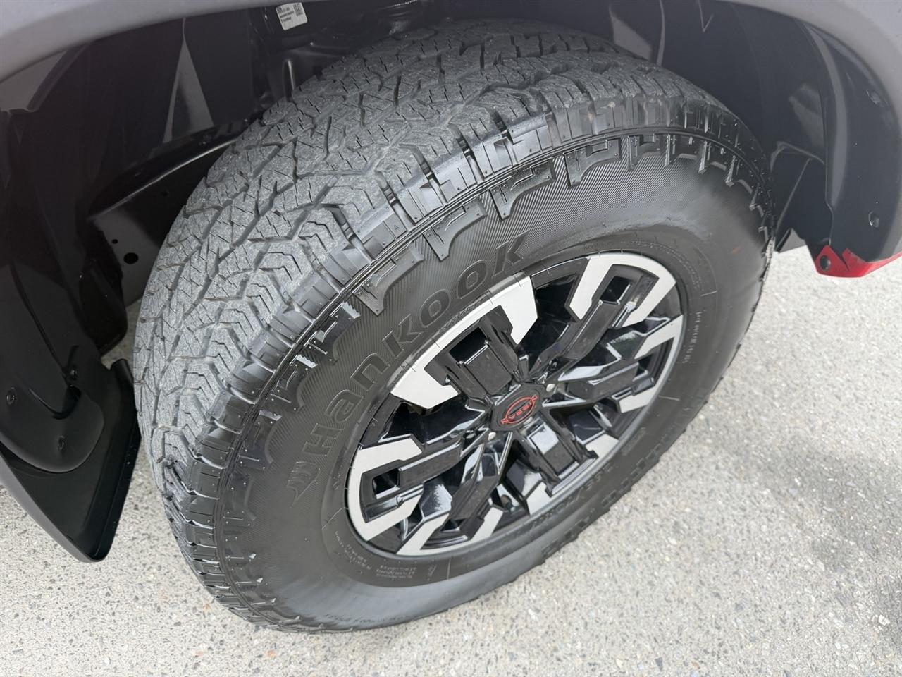 Nissan Frontier PRO-4X Crew Cab 4X4 V6 2024