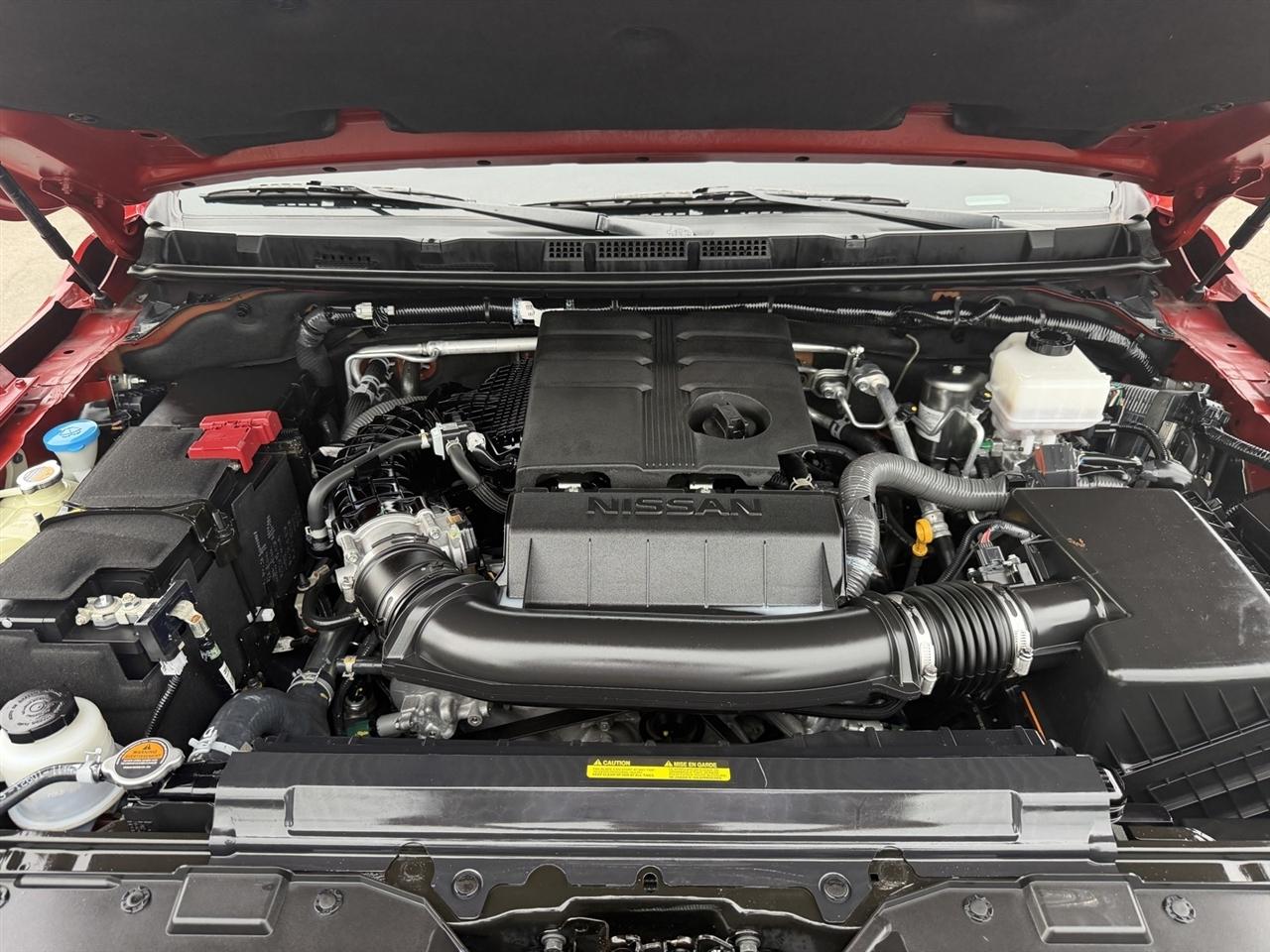 Nissan Frontier PRO-4X Crew Cab 4X4 V6 2024