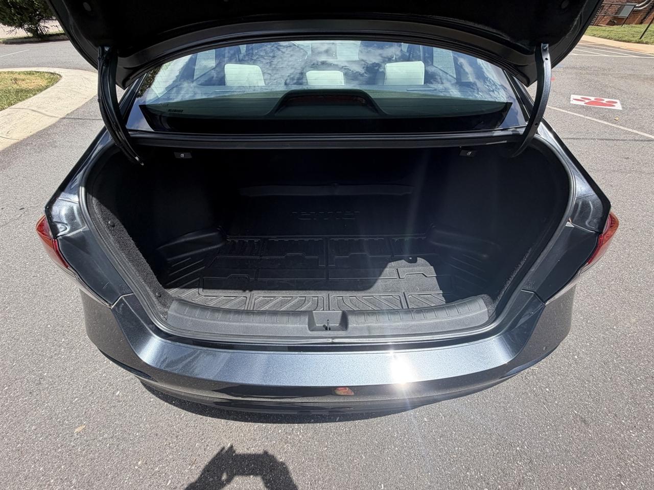 Honda Civic EX Sedan CVT 2023