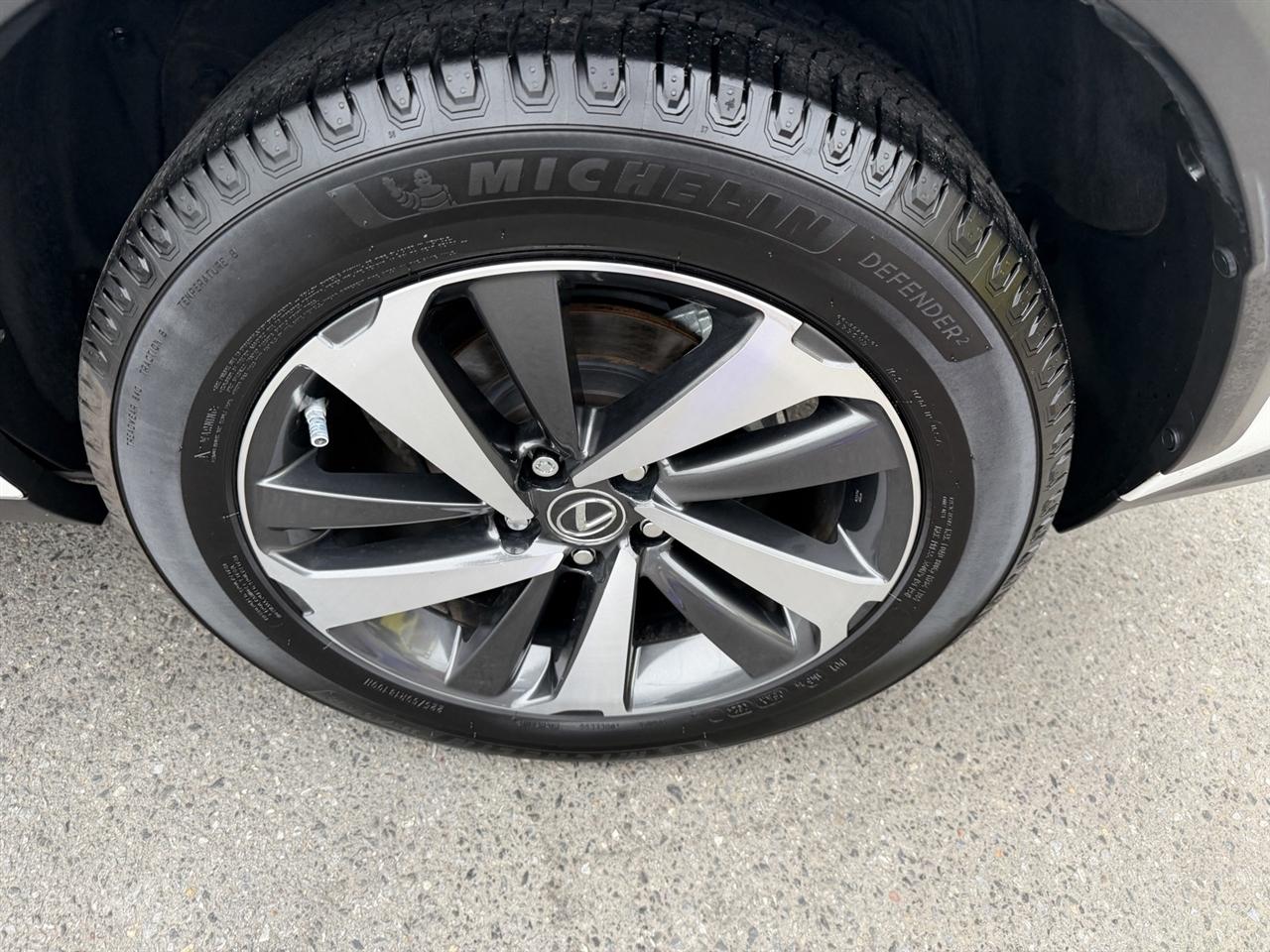 Lexus NX 300h Premium 2021