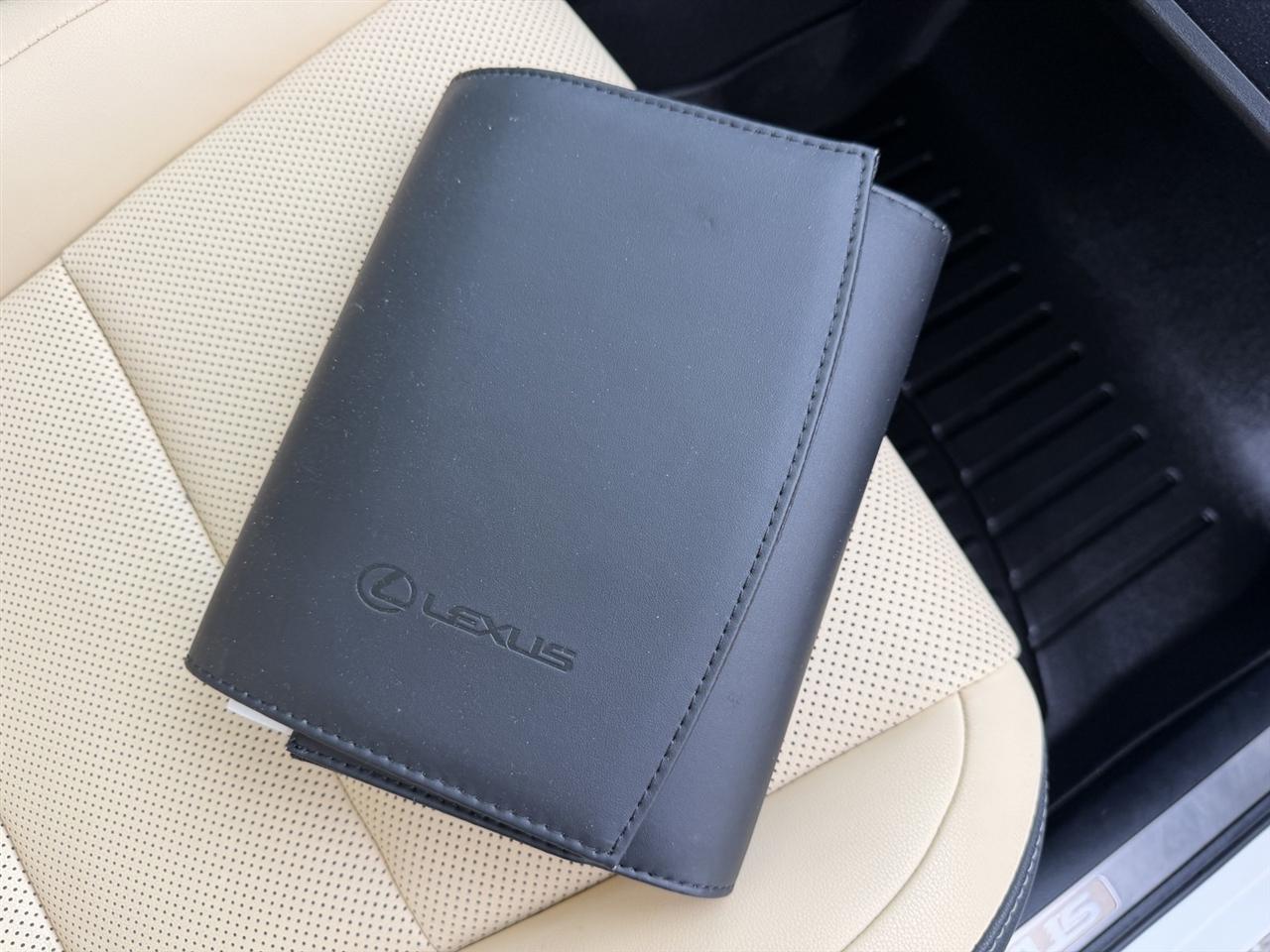 Lexus NX 300h Premium 2021