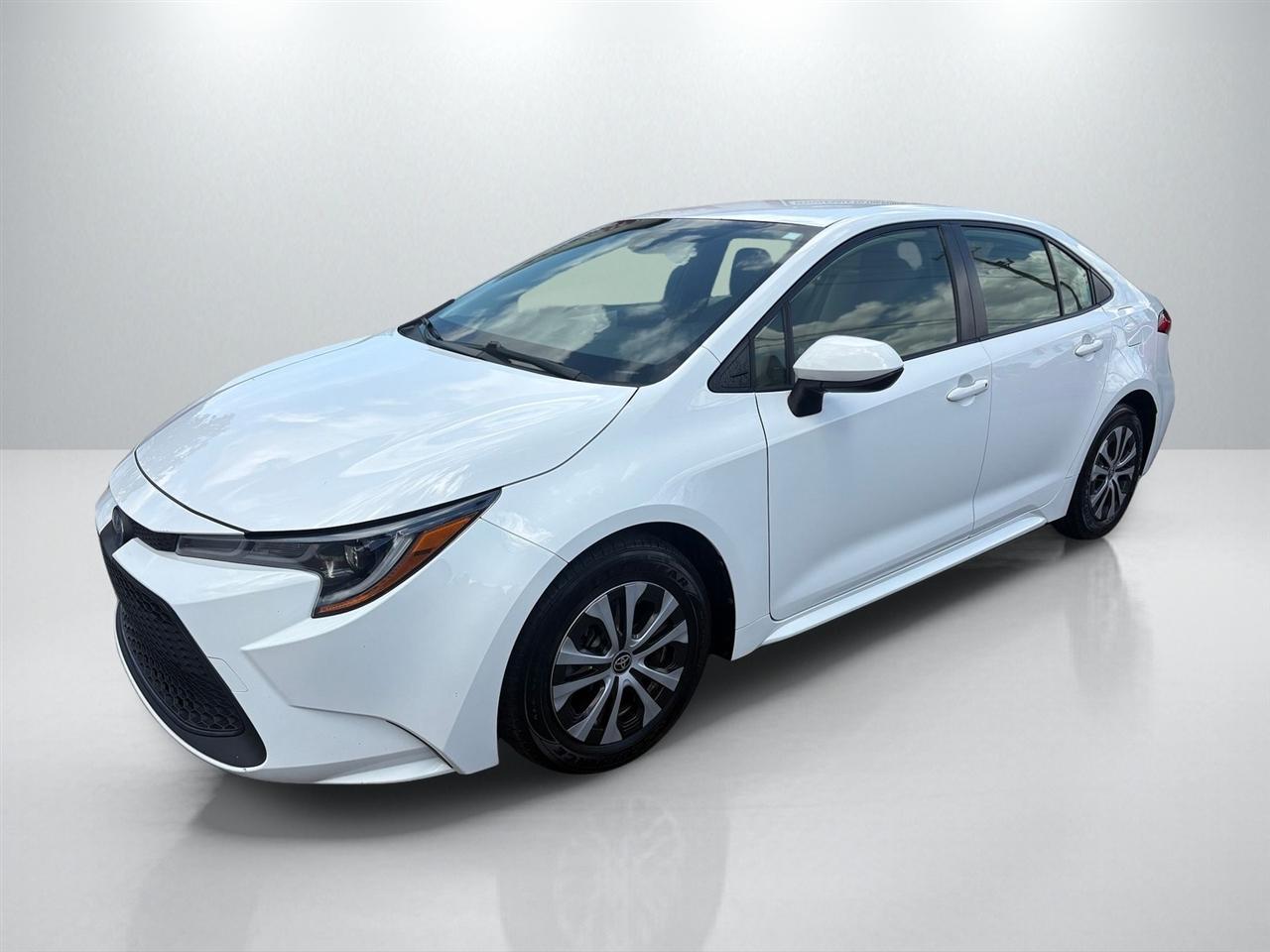 Toyota Corolla LE Hybrid 2022