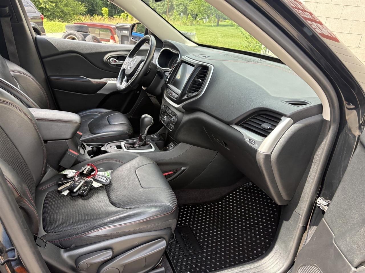 Jeep Cherokee Trailhawk 4WD 2018