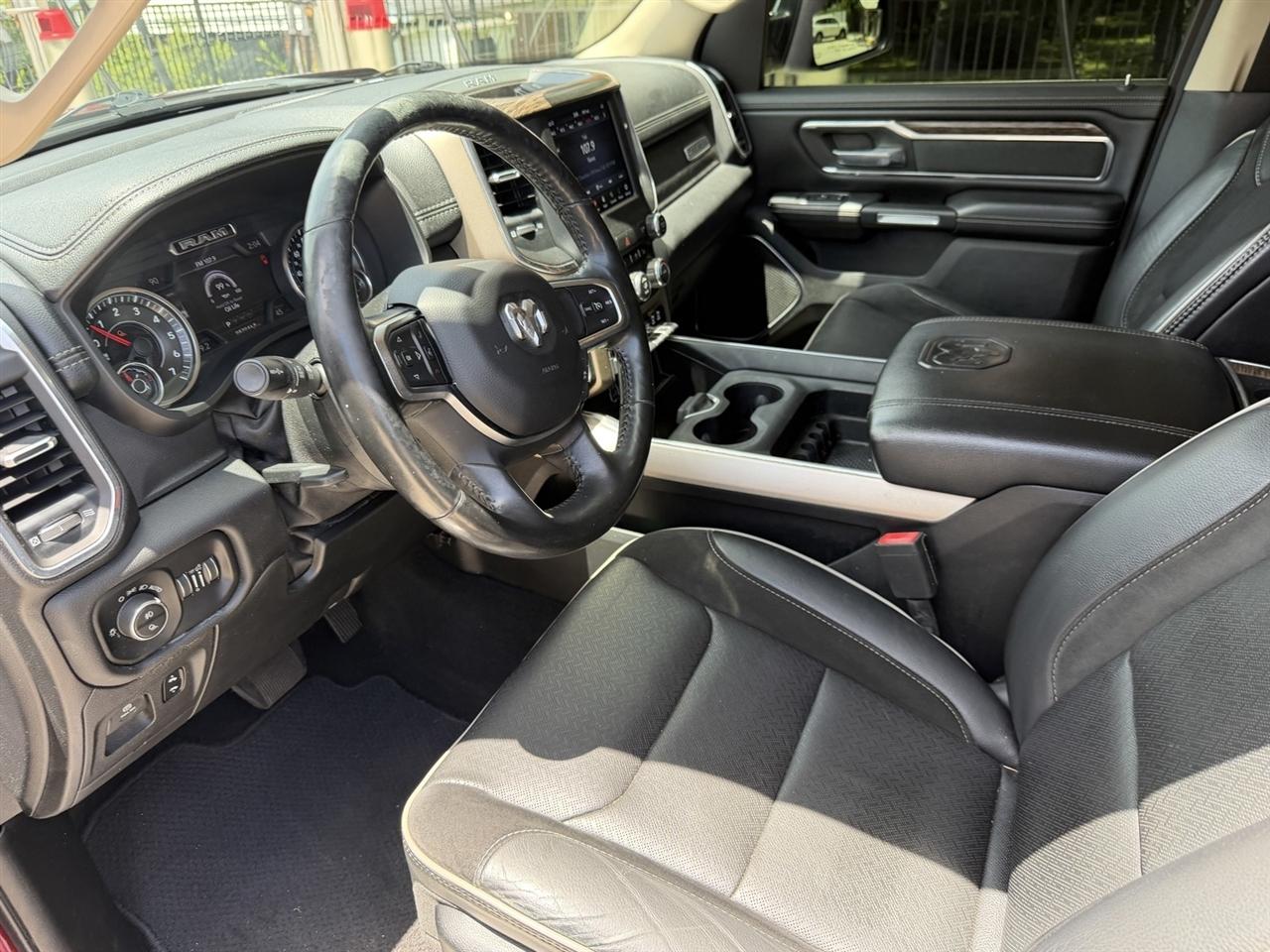 RAM 1500 Laramie Crew Cab LWB 4WD 2020