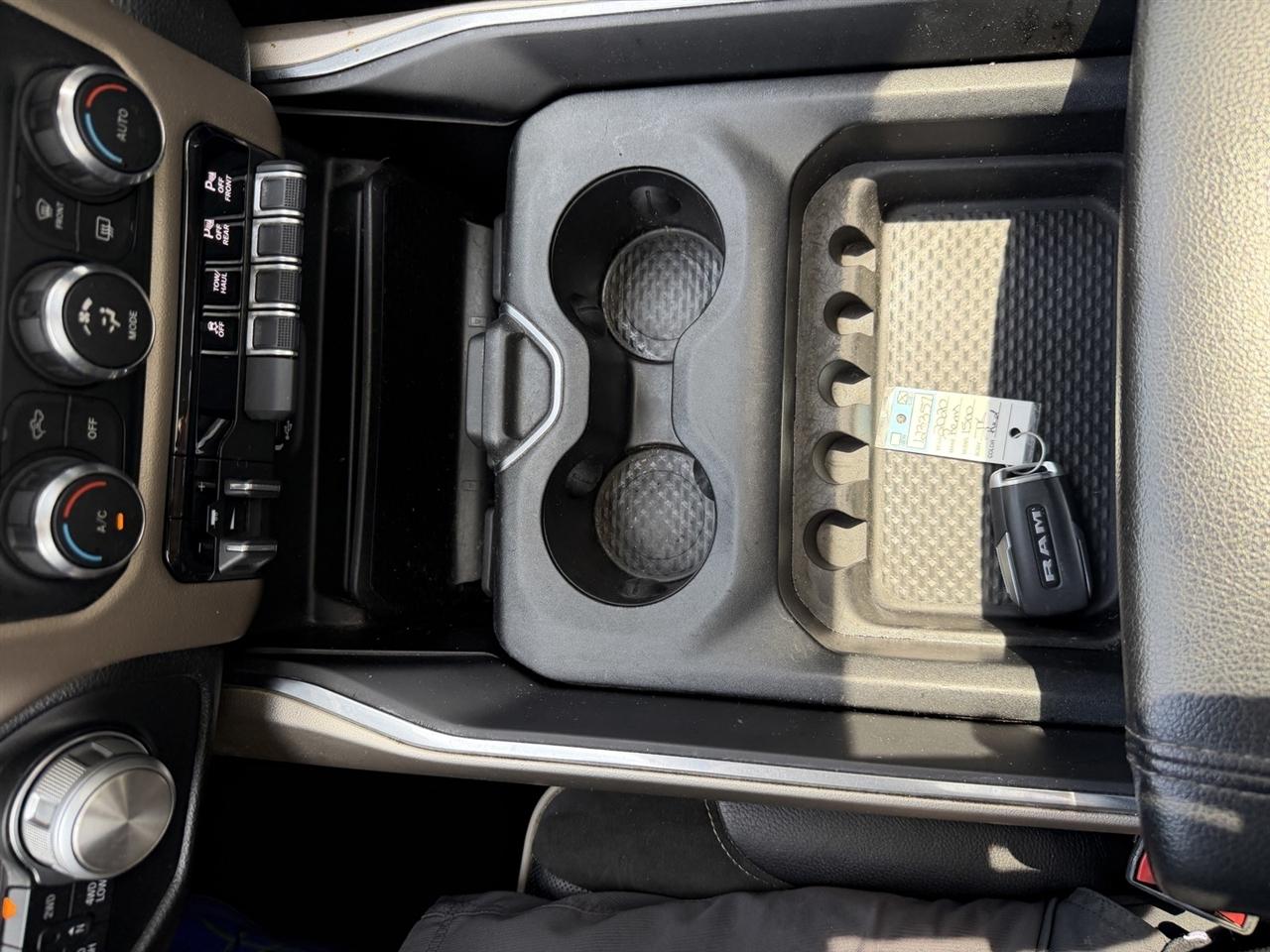 RAM 1500 Laramie Crew Cab LWB 4WD 2020