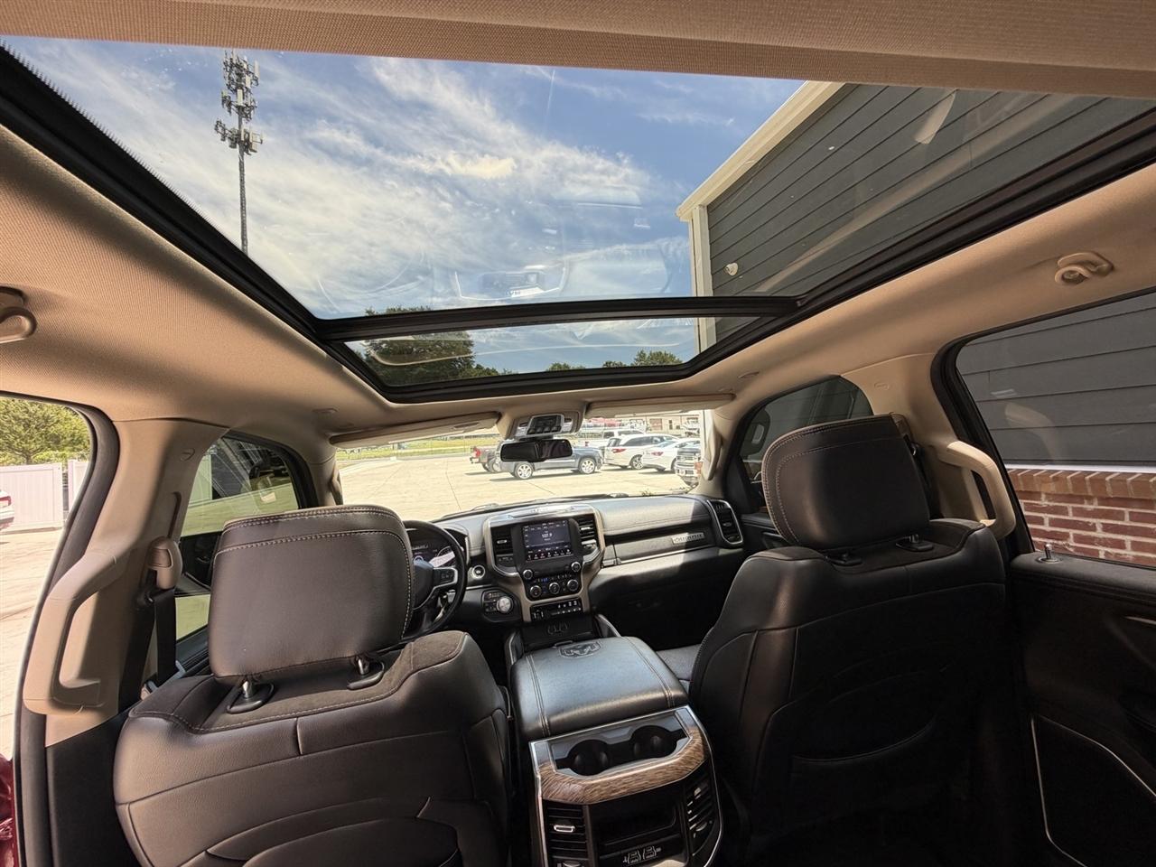 RAM 1500 Laramie Crew Cab LWB 4WD 2020