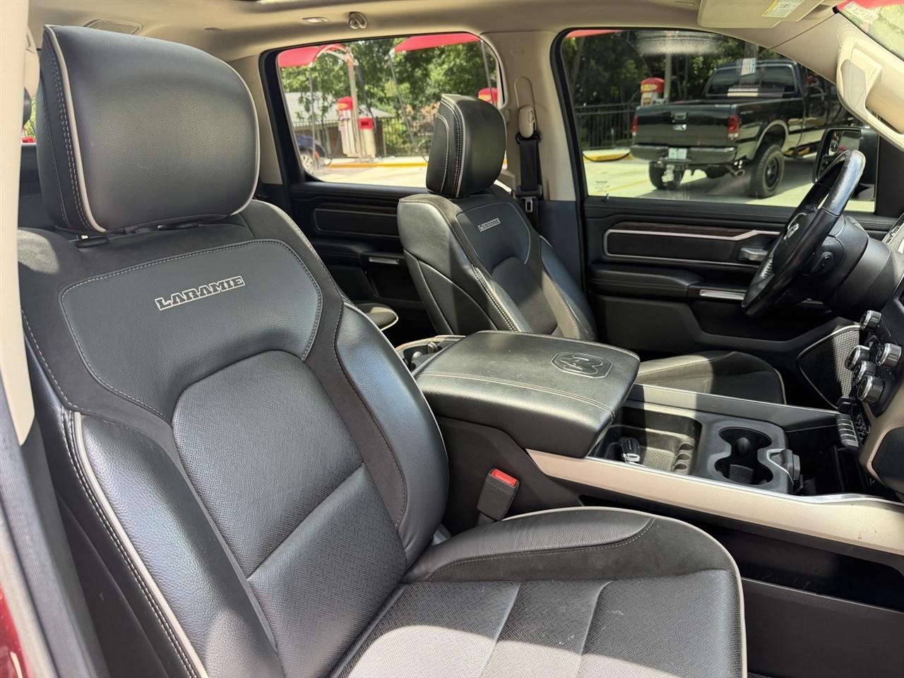 RAM 1500 Laramie Crew Cab LWB 4WD 2020
