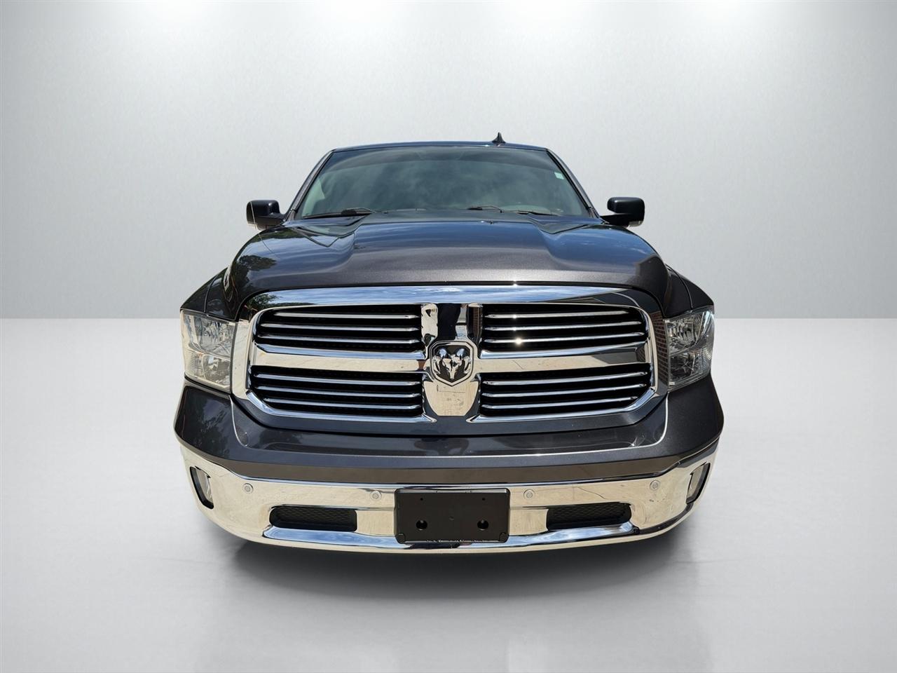 RAM 1500 SLT Crew Cab SWB 4WD 2016
