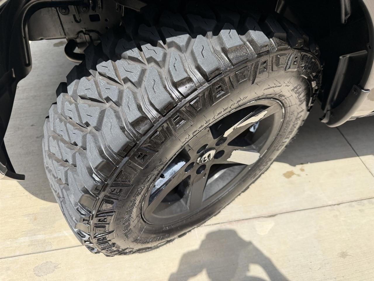 RAM 1500 SLT Crew Cab SWB 4WD 2016