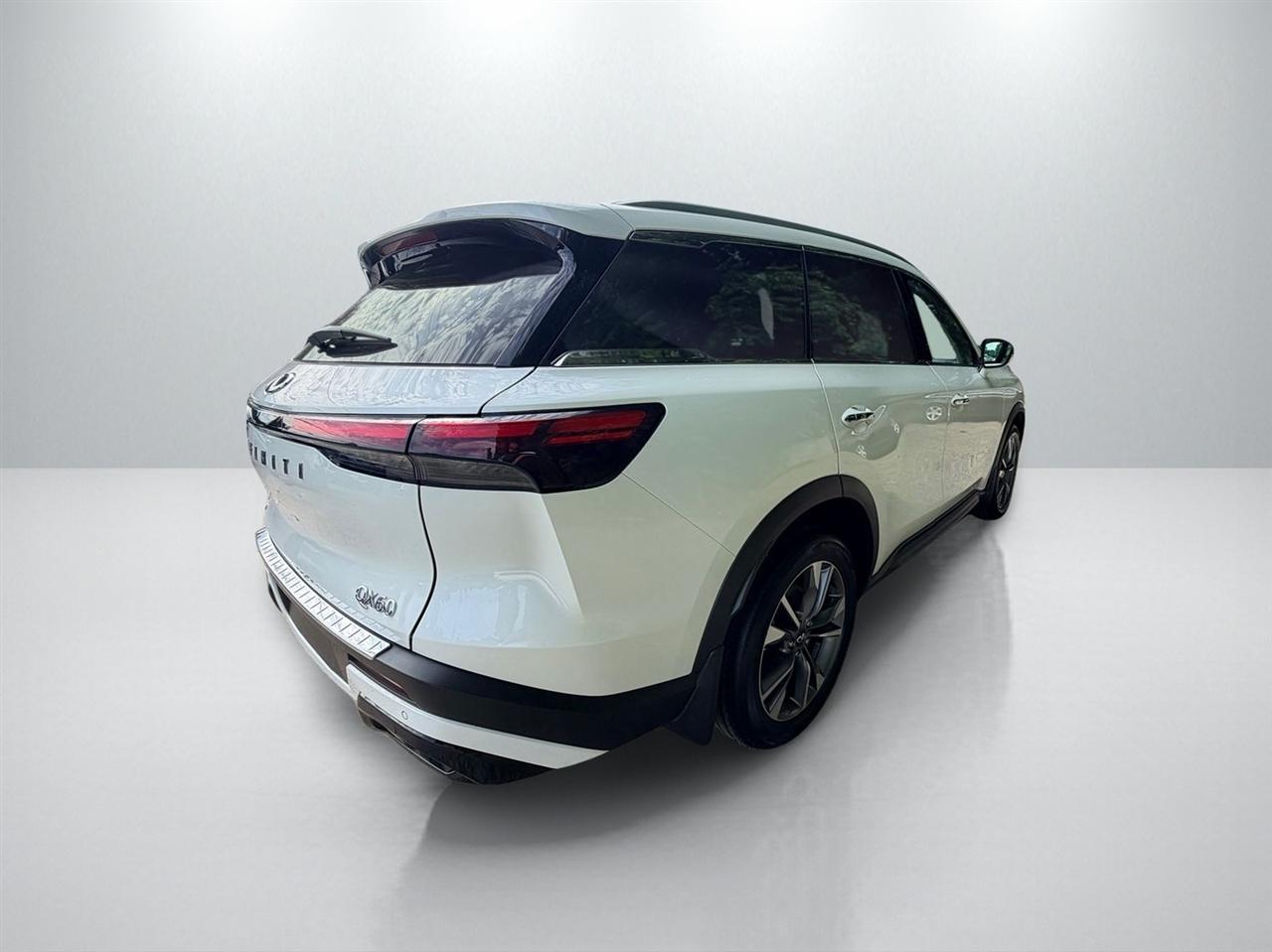 Infiniti QX60 LUXE AWD 2023