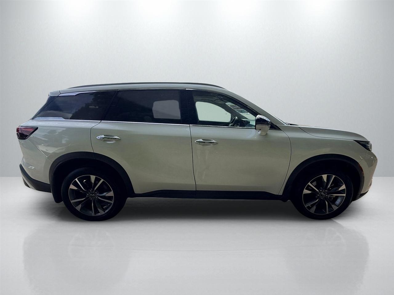 Infiniti QX60 LUXE AWD 2023