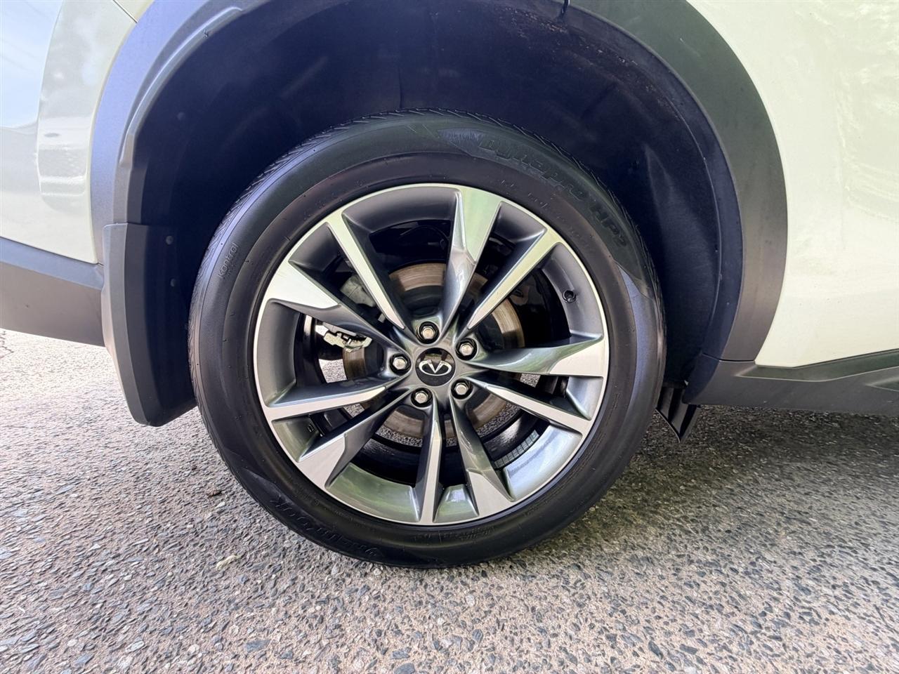 Infiniti QX60 LUXE AWD 2023