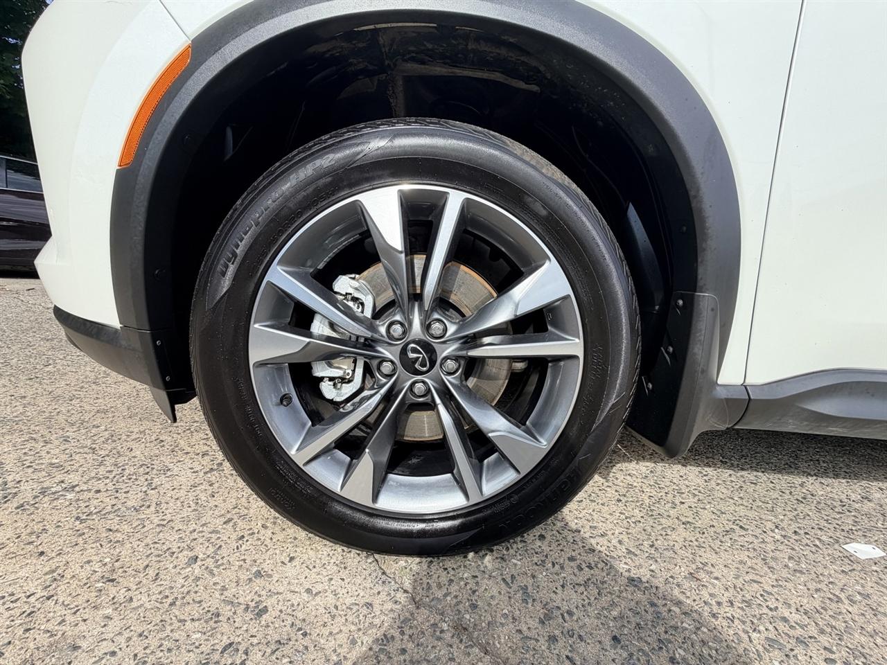 Infiniti QX60 LUXE AWD 2023