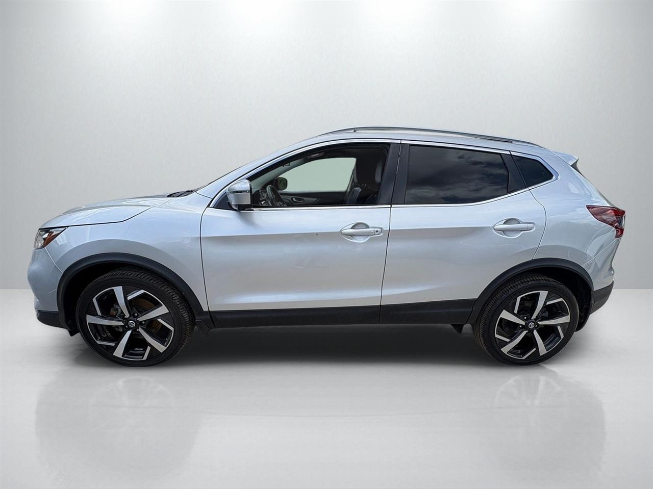 Nissan Rogue Sport SL 4D SUV AWD 2020