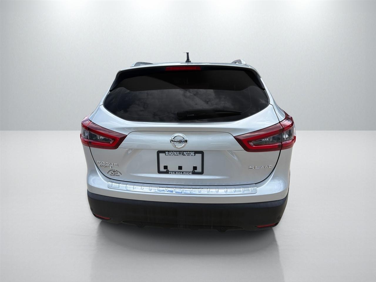 Nissan Rogue Sport SL 4D SUV AWD 2020