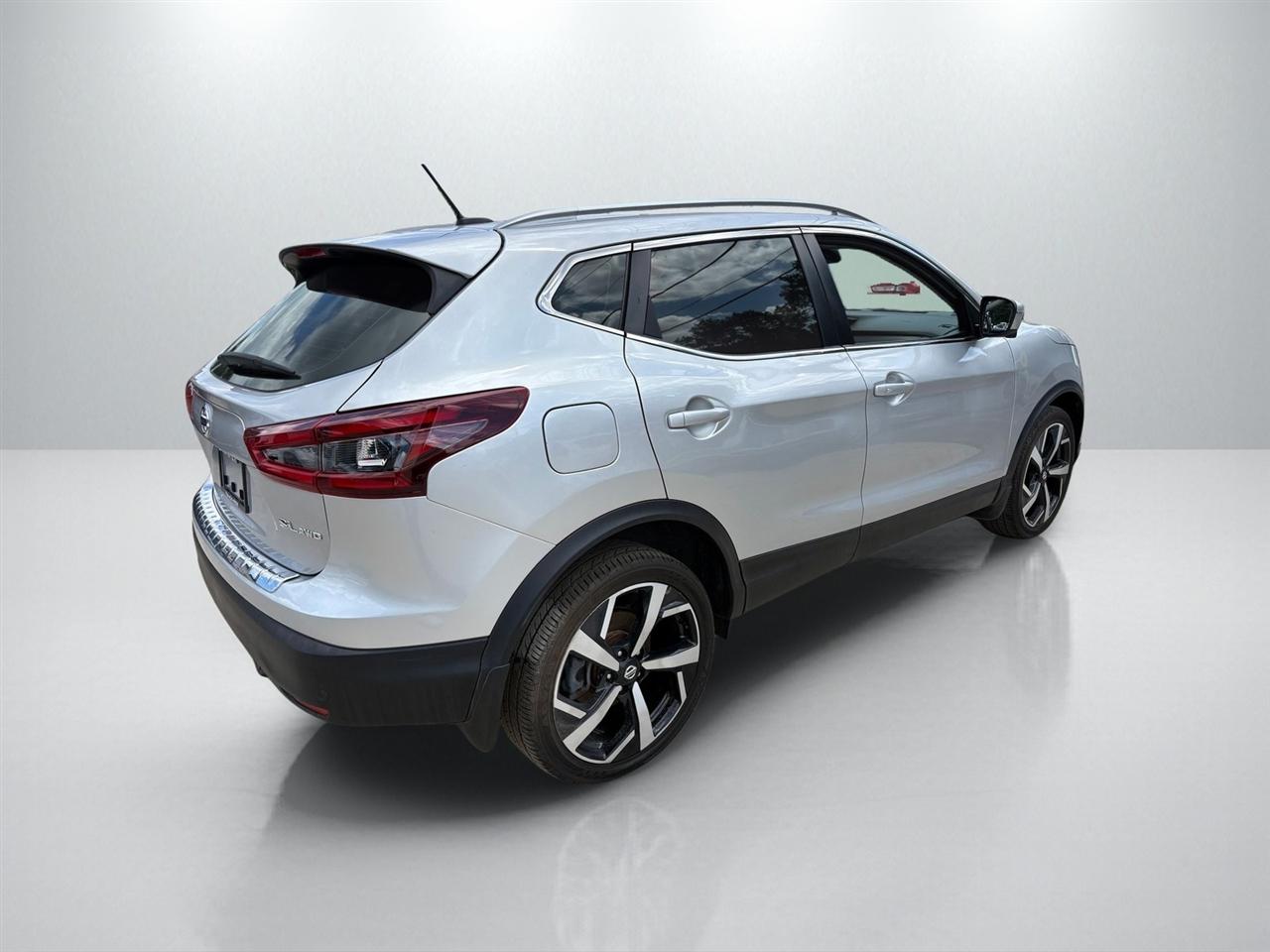 Nissan Rogue Sport SL 4D SUV AWD 2020