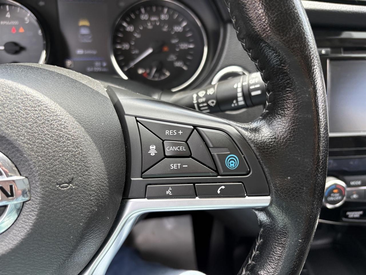 Nissan Rogue Sport SL 4D SUV AWD 2020
