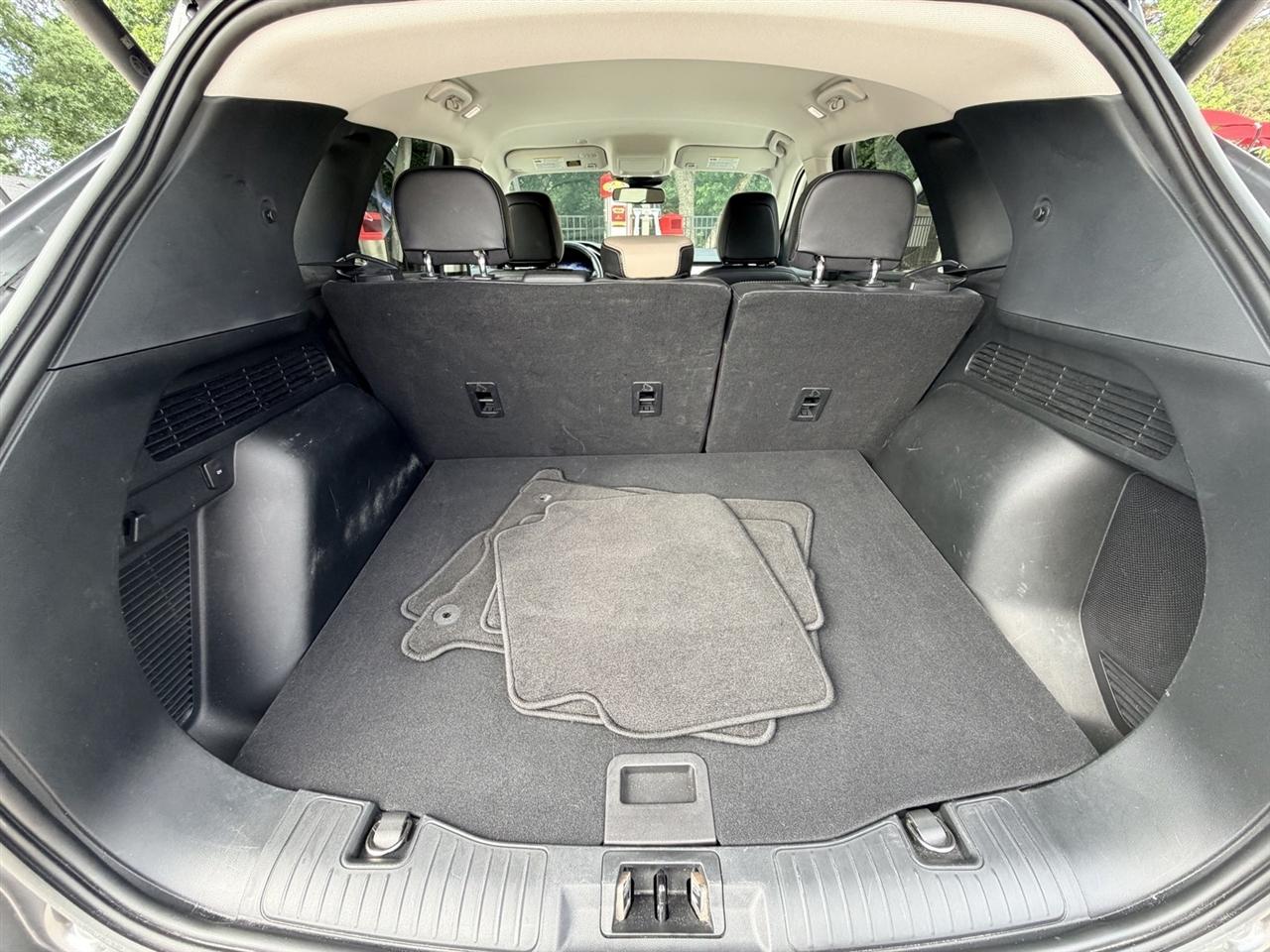 Ford Escape Hybrid Titanium AWD 2021