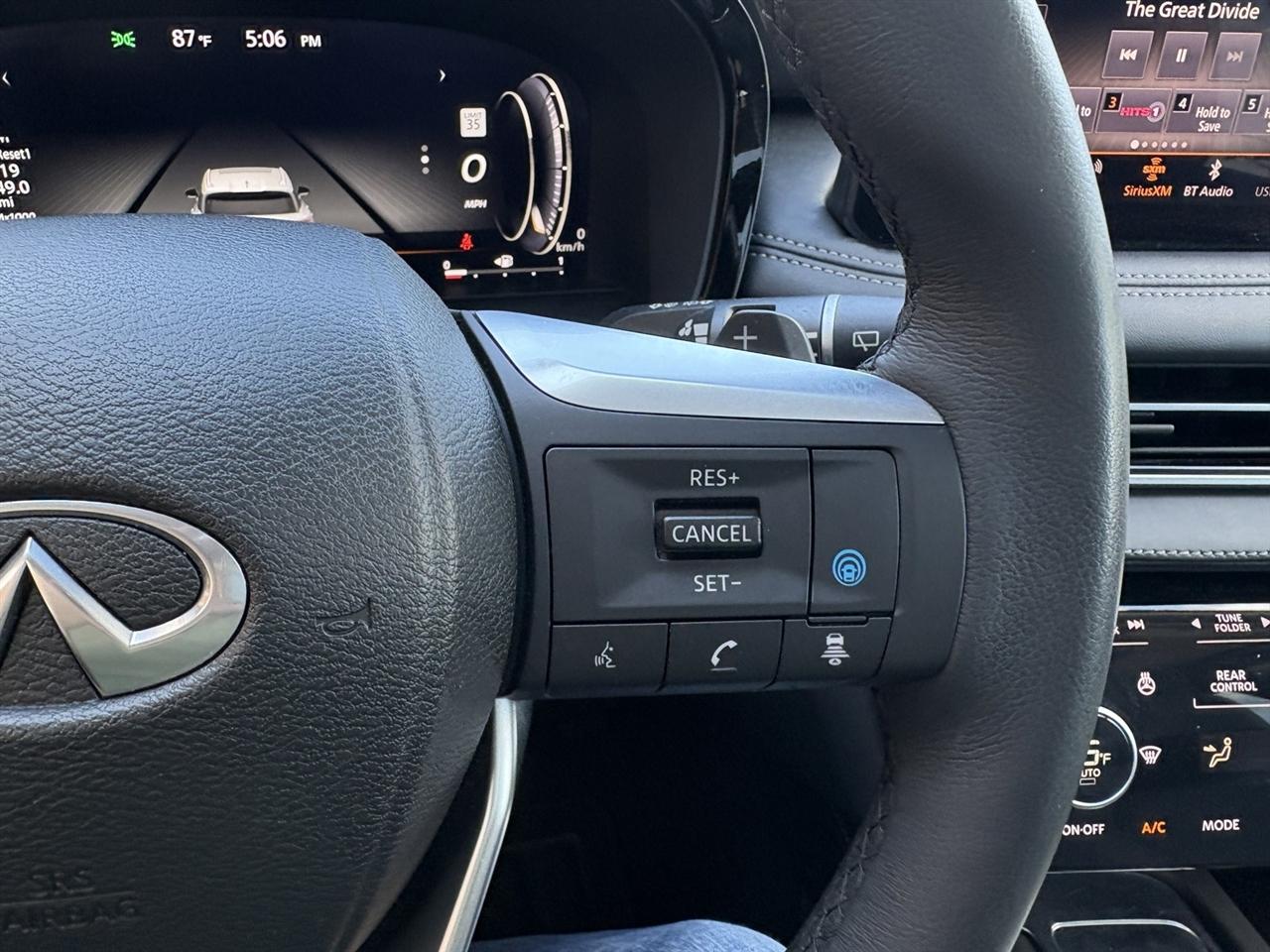 Infiniti QX60 LUXE AWD 2023