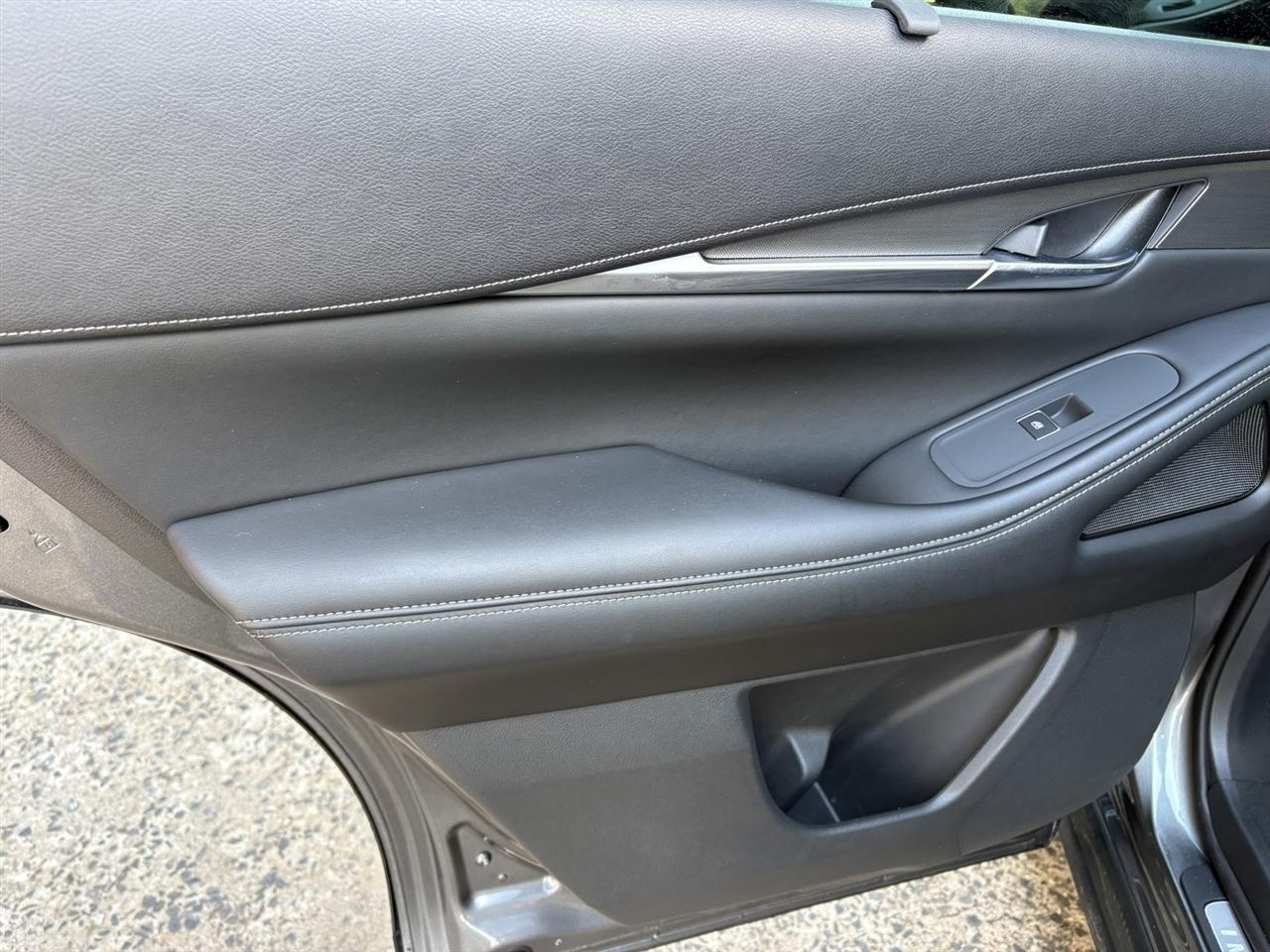 Infiniti QX60 LUXE AWD 2023