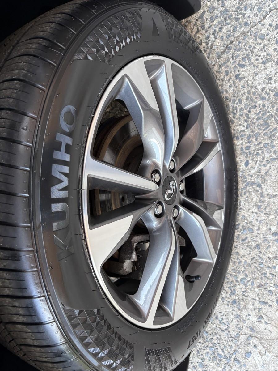 Infiniti QX60 LUXE AWD 2023